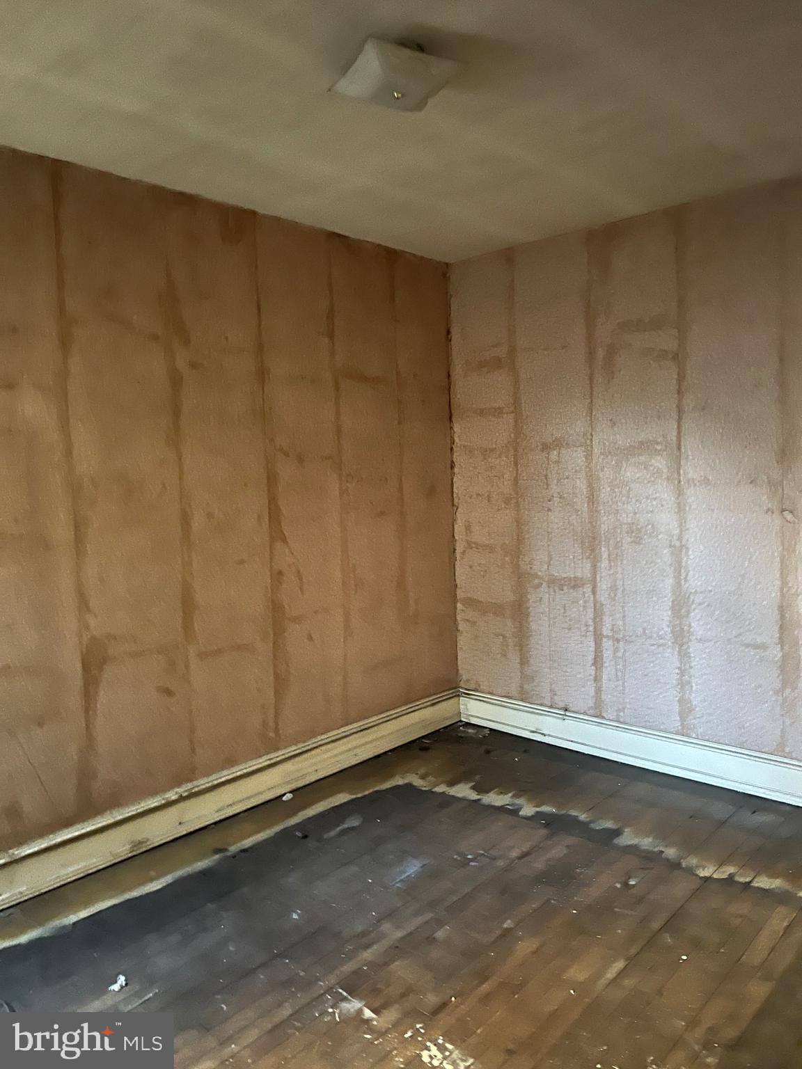 COBBS CREEK - Residential Income