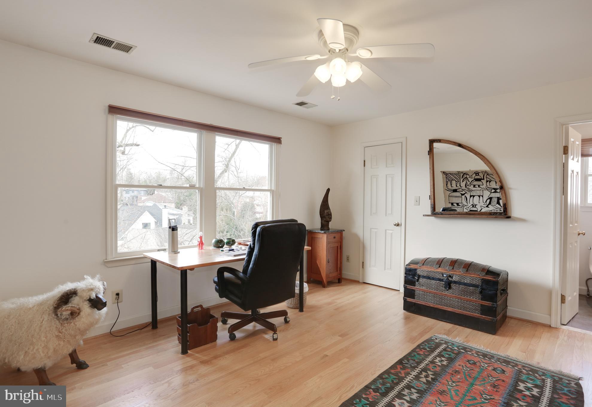 COUNTRY CLUB HILLS - Residential