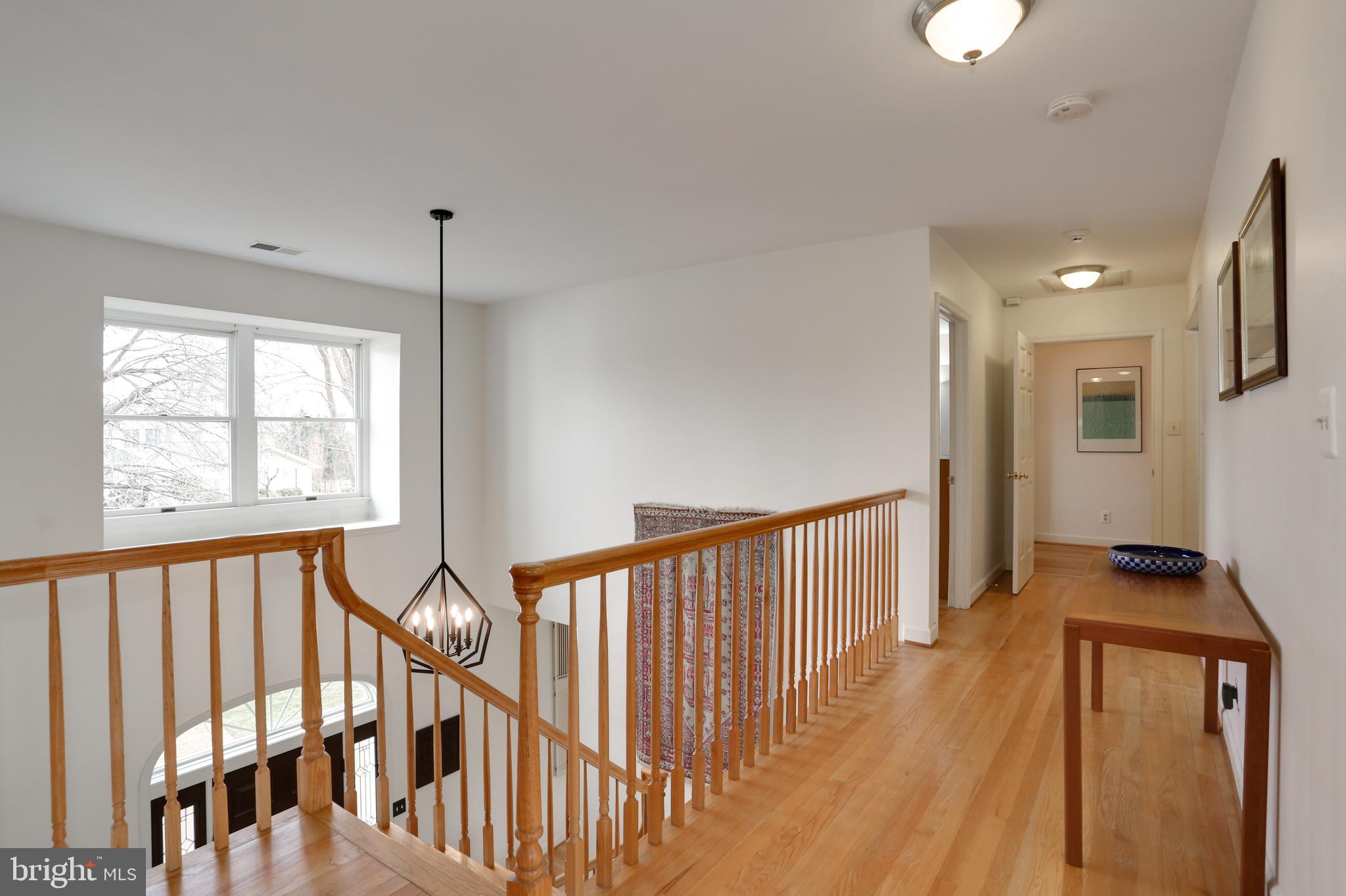 COUNTRY CLUB HILLS - Residential