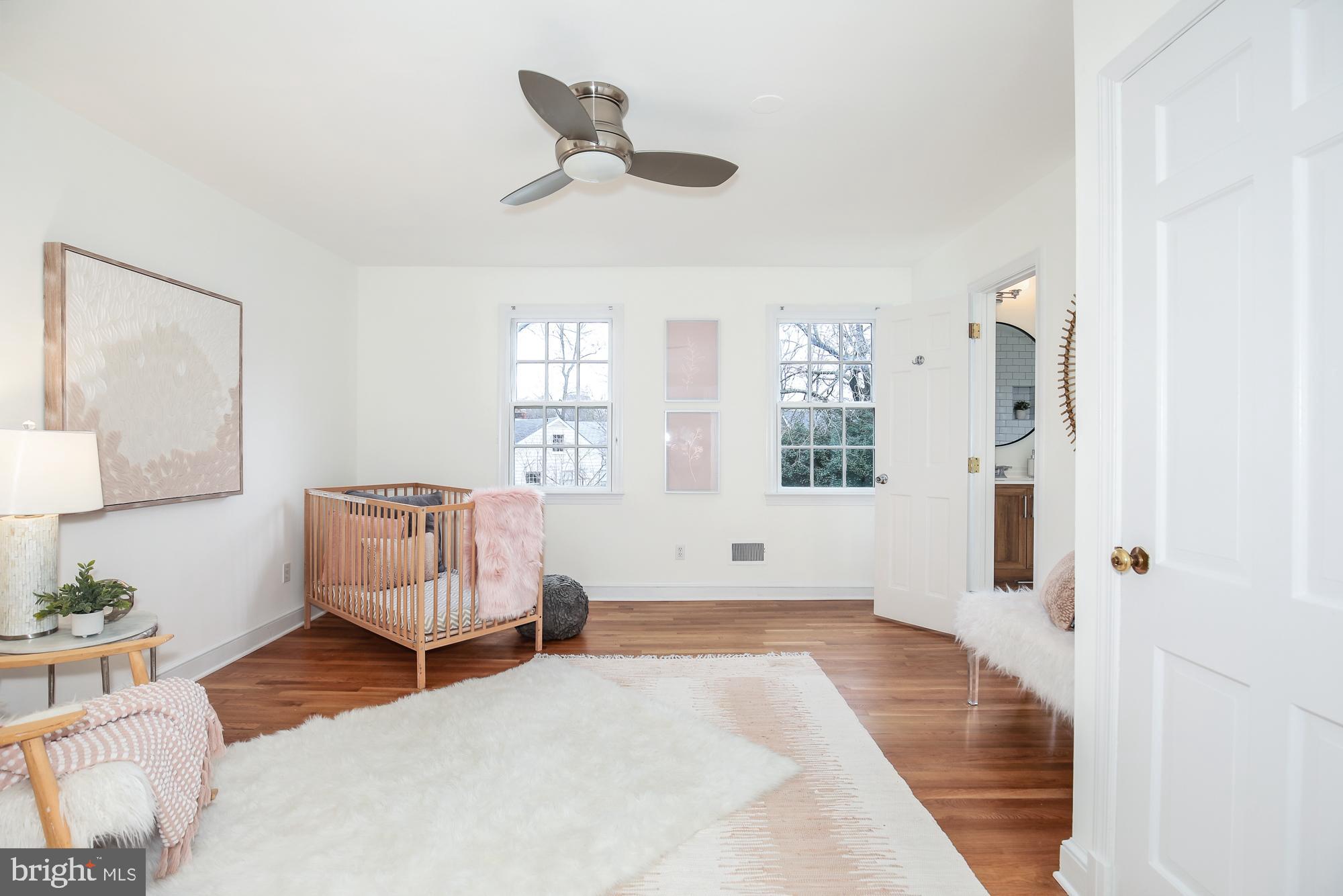 WHITEHALL MANOR - Residential