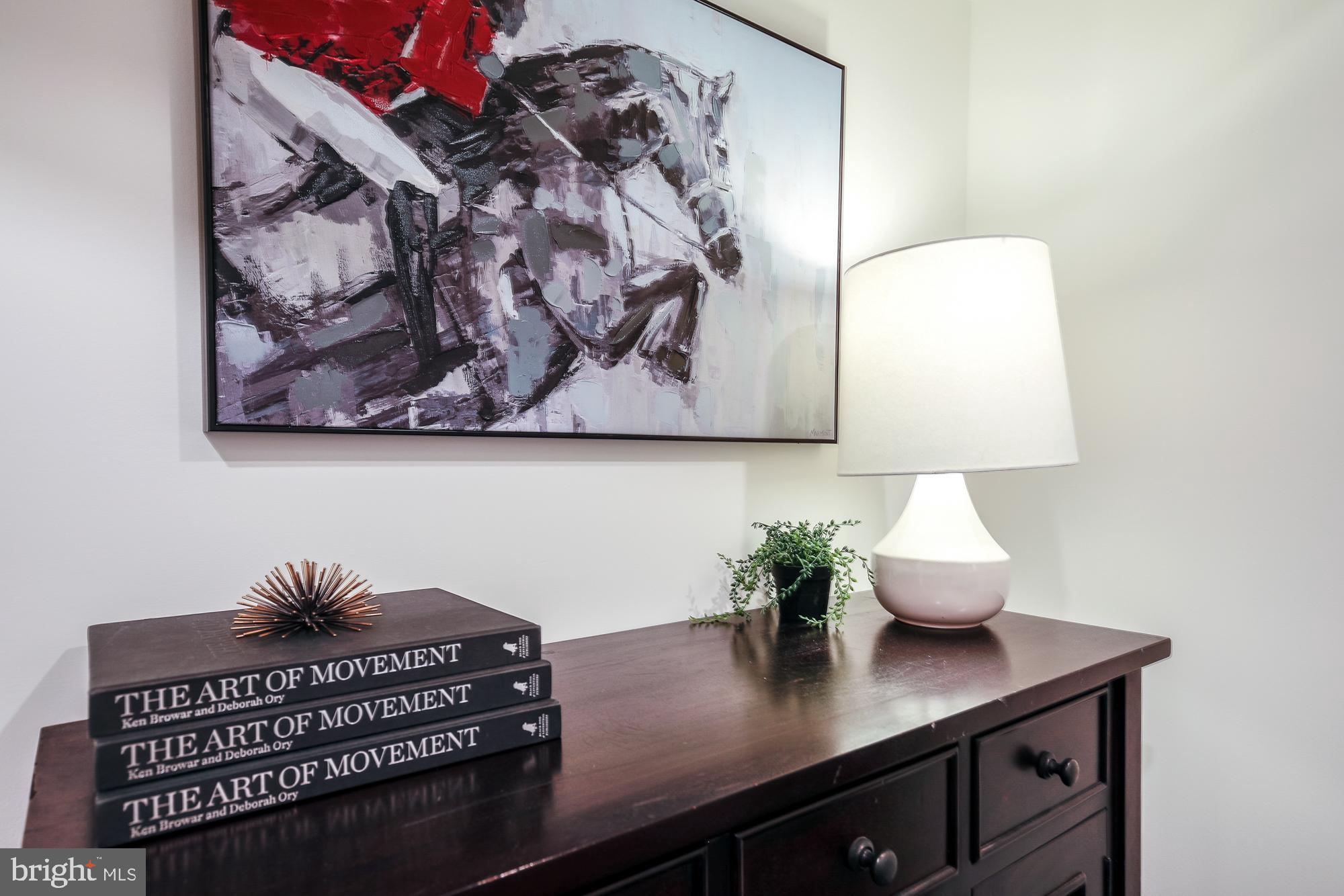 WHITEHALL MANOR - Residential