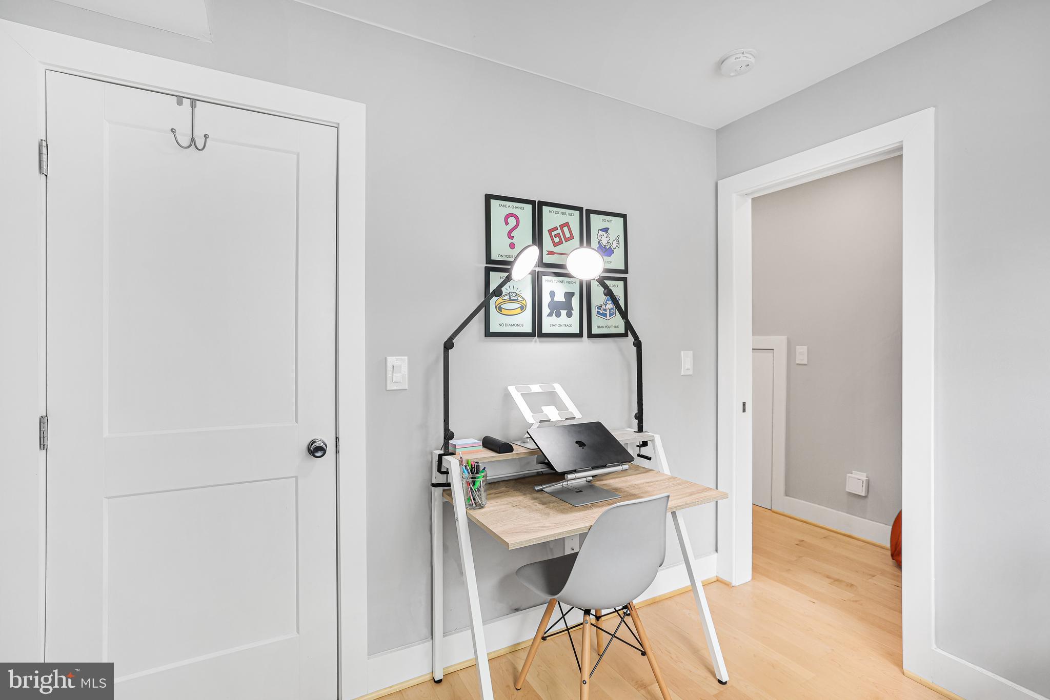 833 19TH STREET NE 1