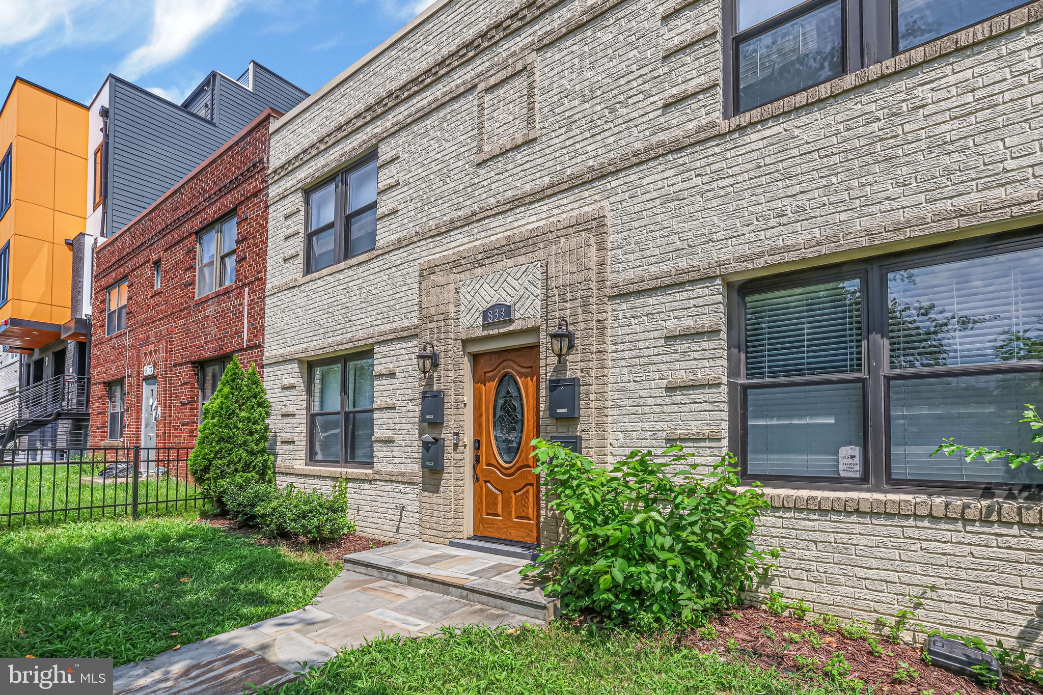 833 19TH STREET NE 1