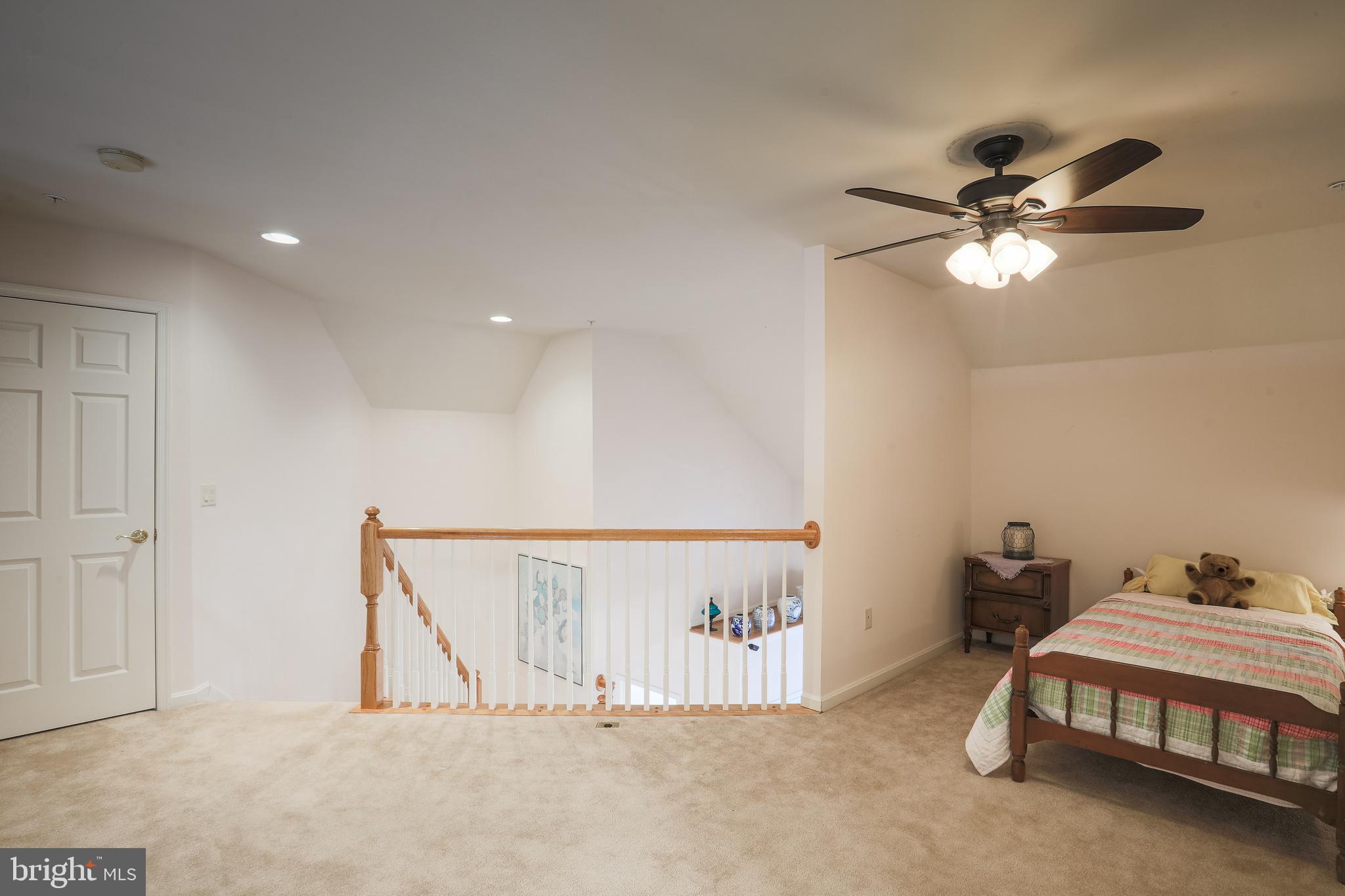 HICKORY CREST - Residential