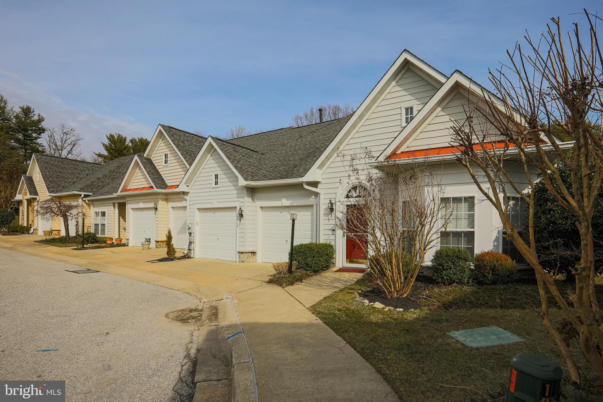 HICKORY CREST - Residential