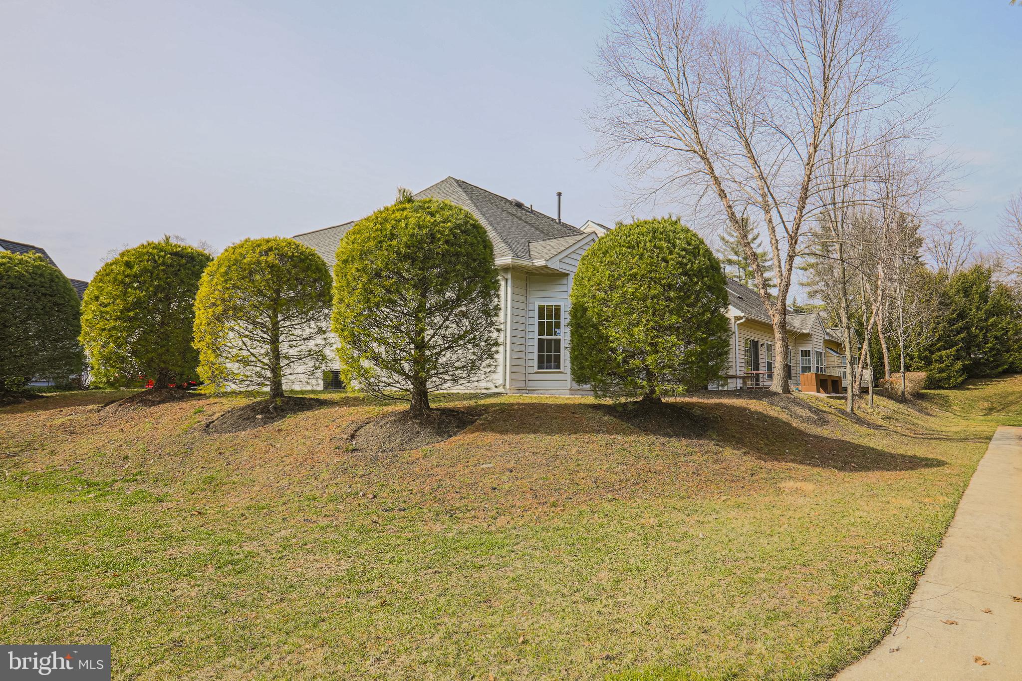 HICKORY CREST - Residential