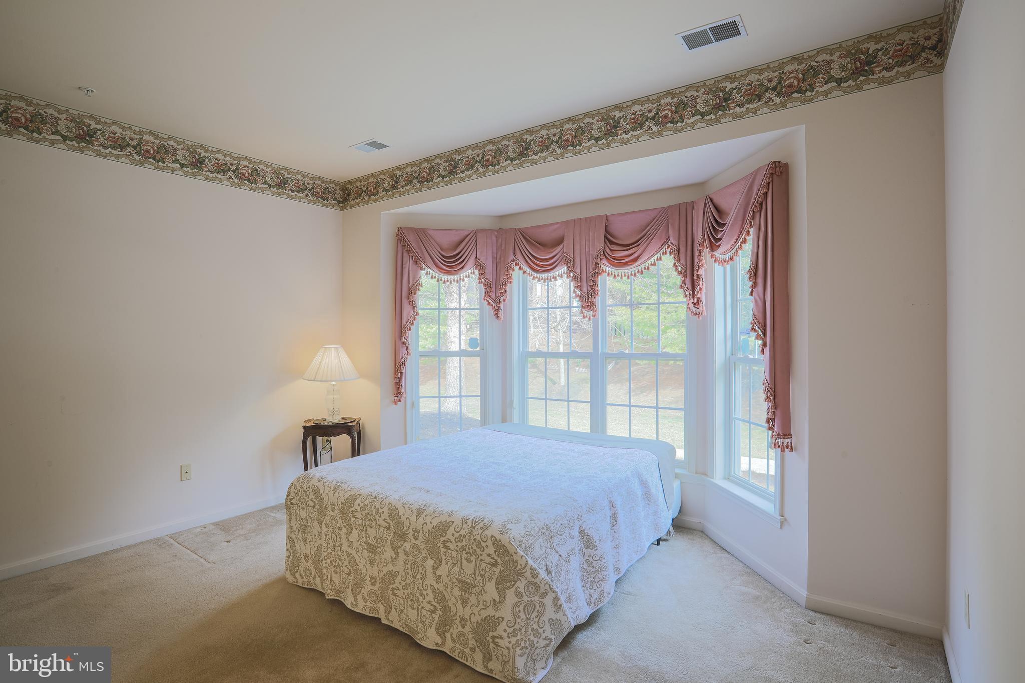 HICKORY CREST - Residential