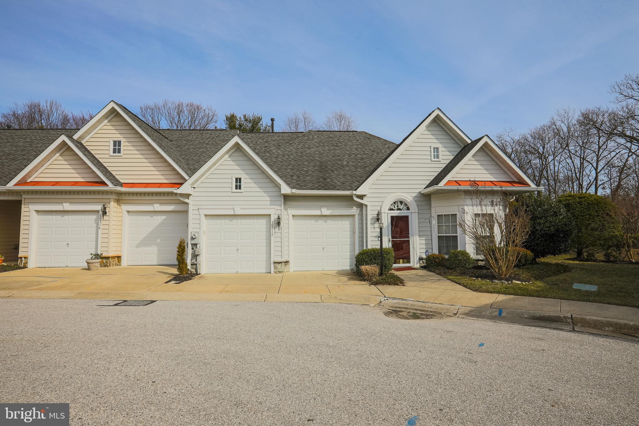 HICKORY CREST - Residential