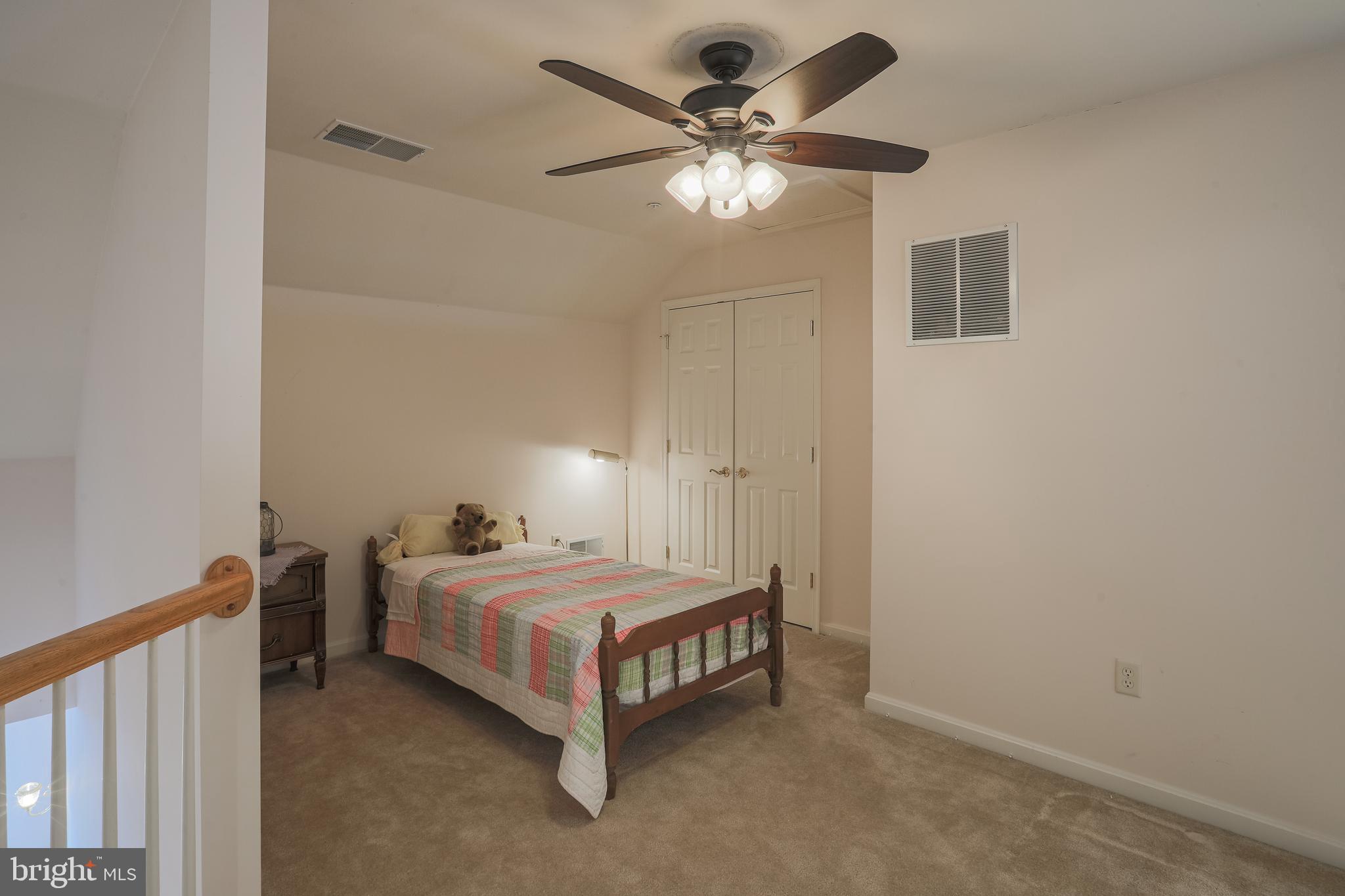 HICKORY CREST - Residential