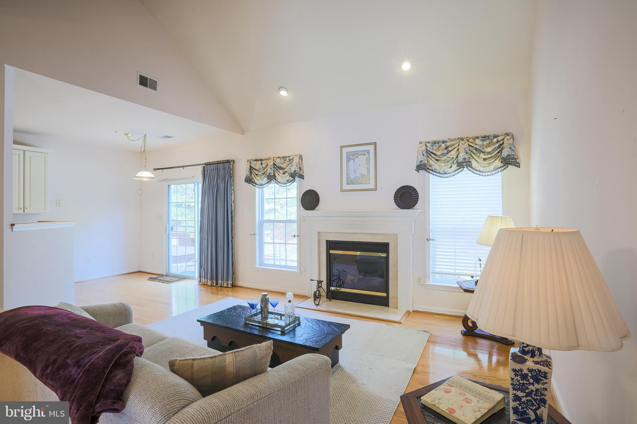 HICKORY CREST - Residential