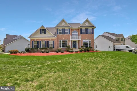 2811 Tree View Way, Fort Washington, MD MLS: MDPG2149390