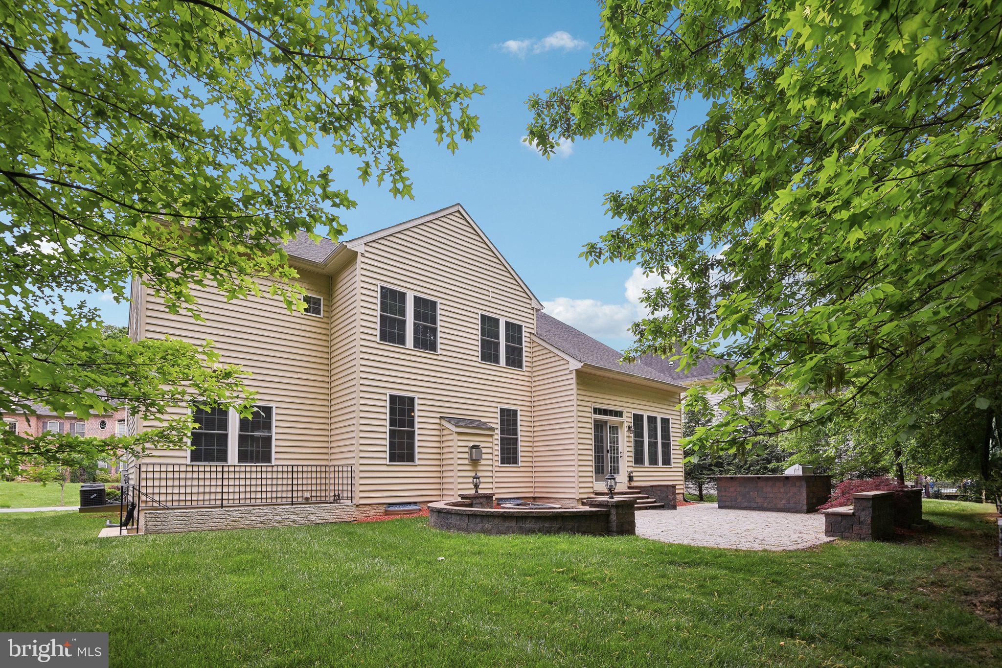 OAK CREEK - Residential