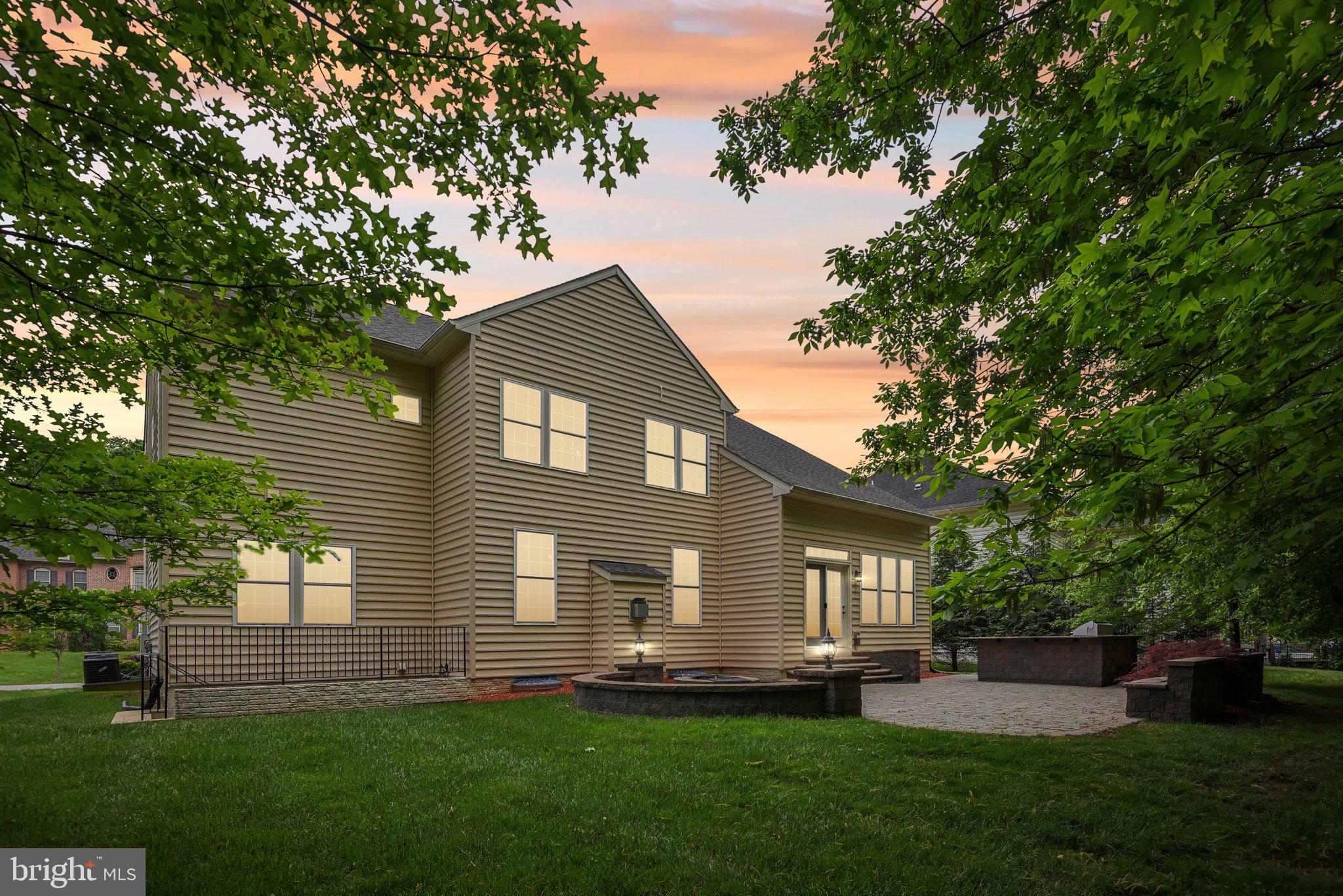 OAK CREEK - Residential