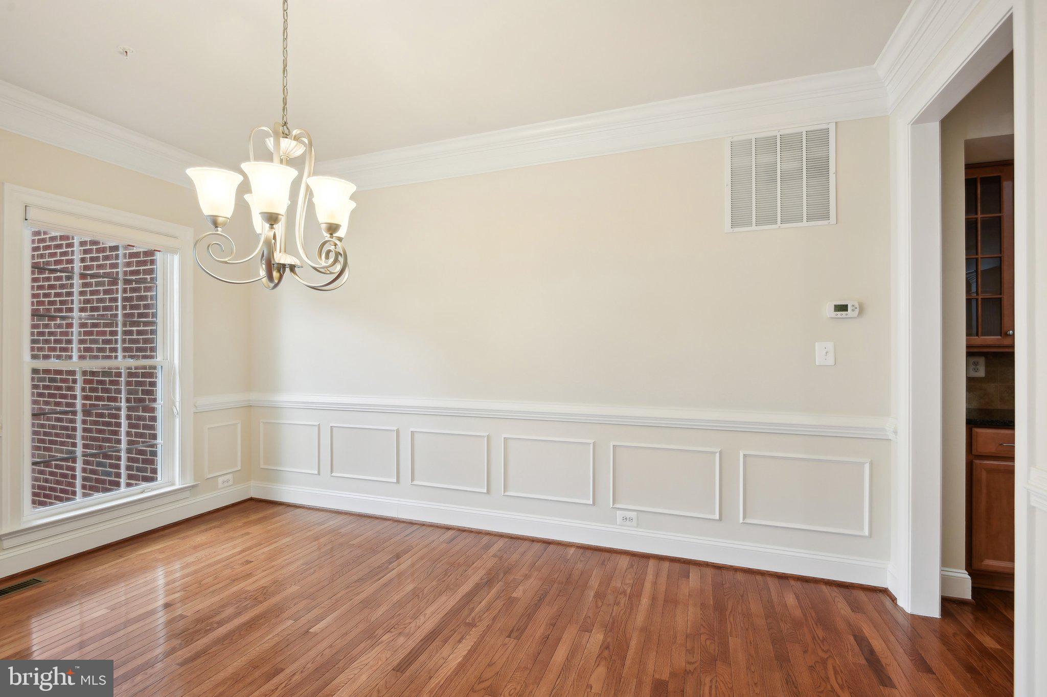 OAK CREEK - Residential