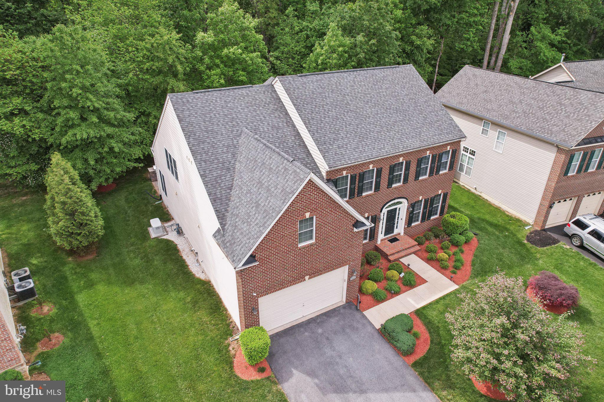 OAK CREEK - Residential