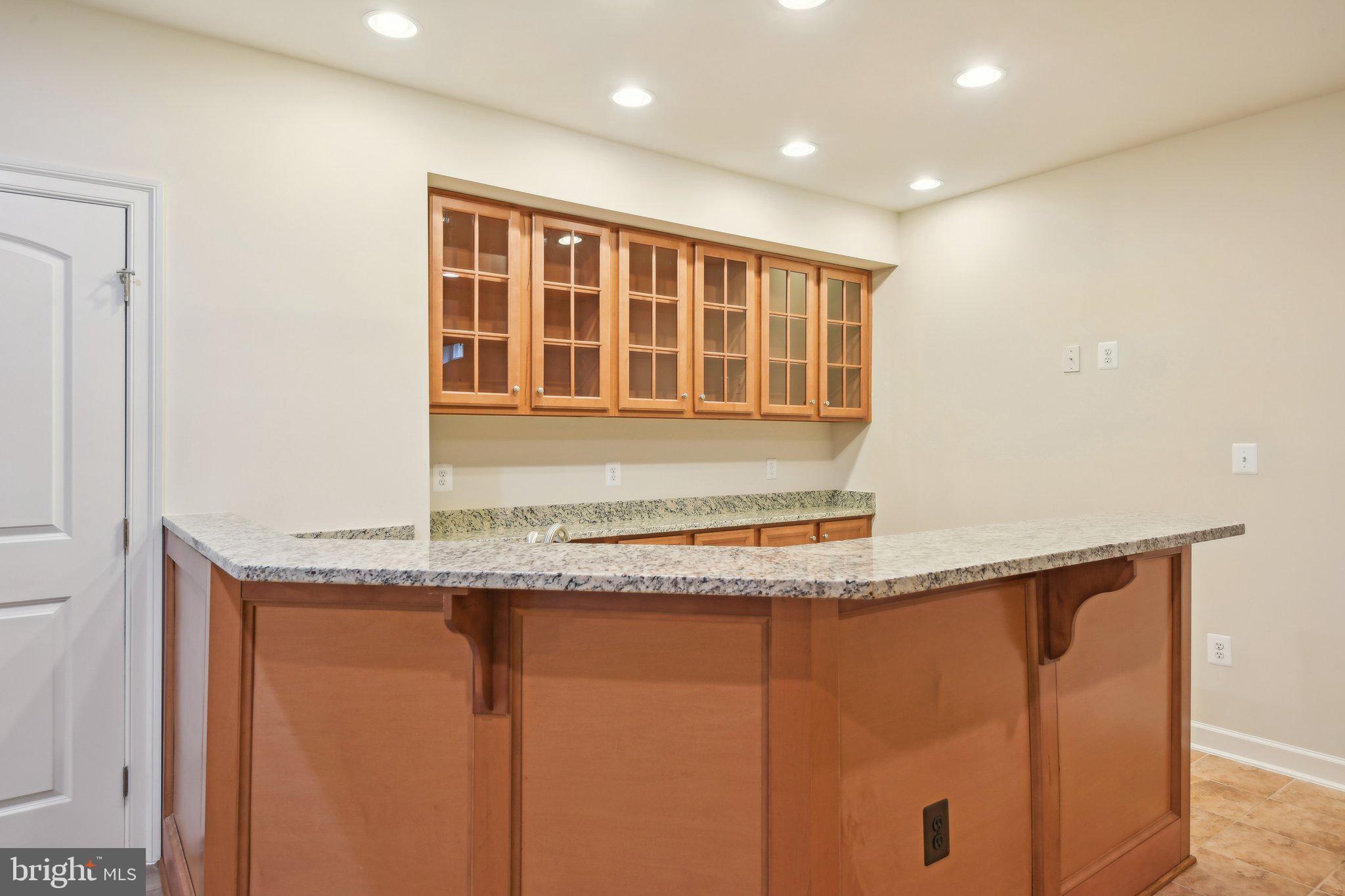 OAK CREEK - Residential