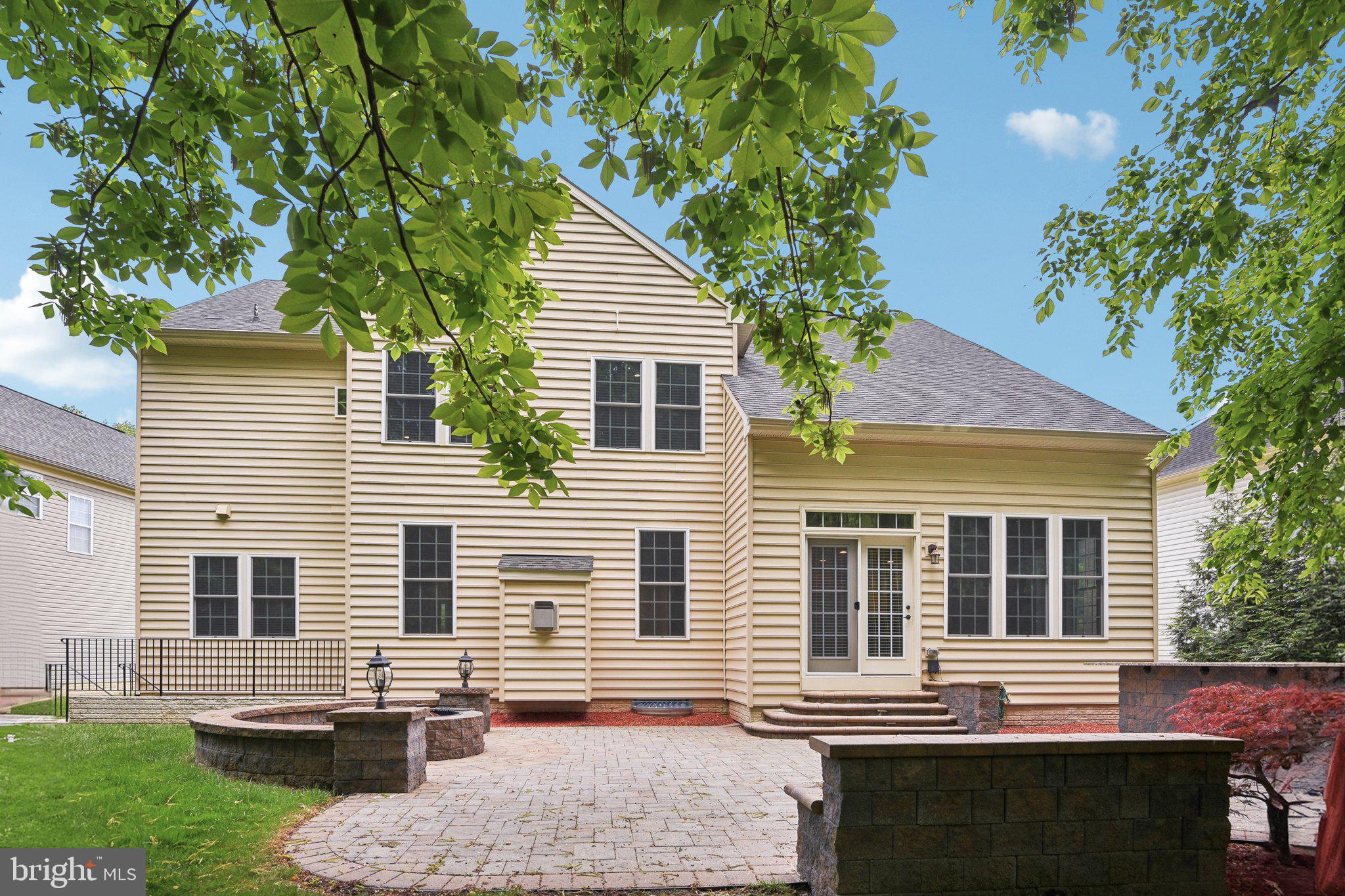 OAK CREEK - Residential