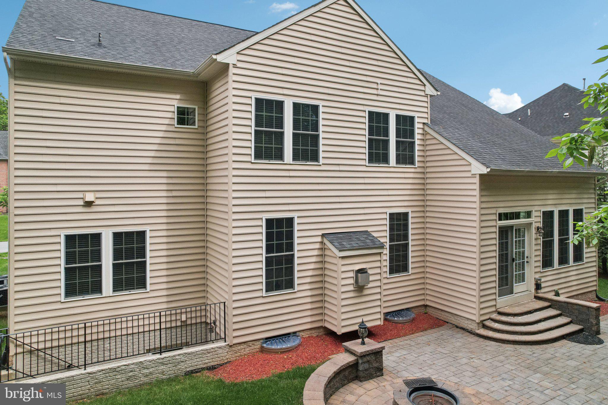 OAK CREEK - Residential