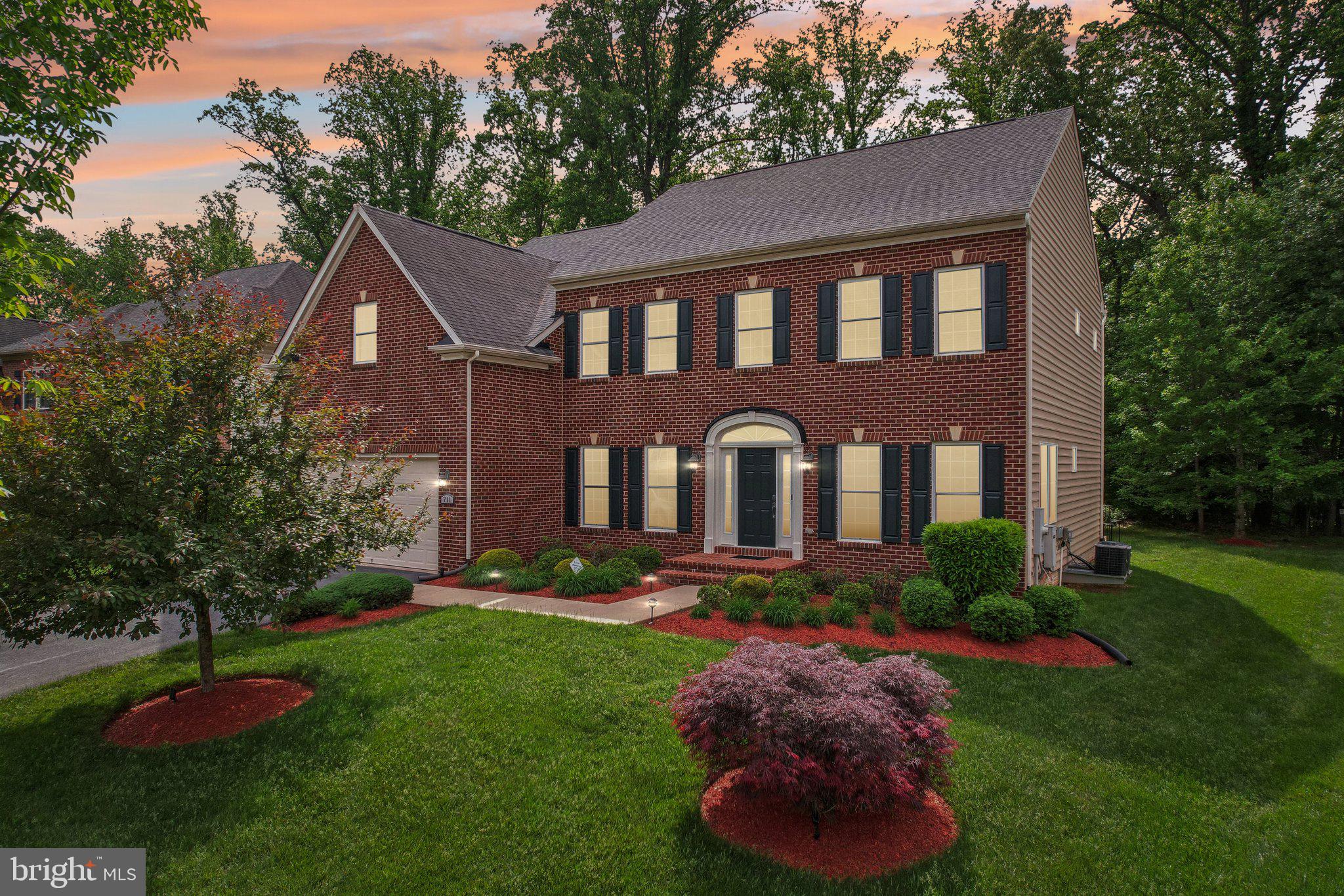 OAK CREEK - Residential