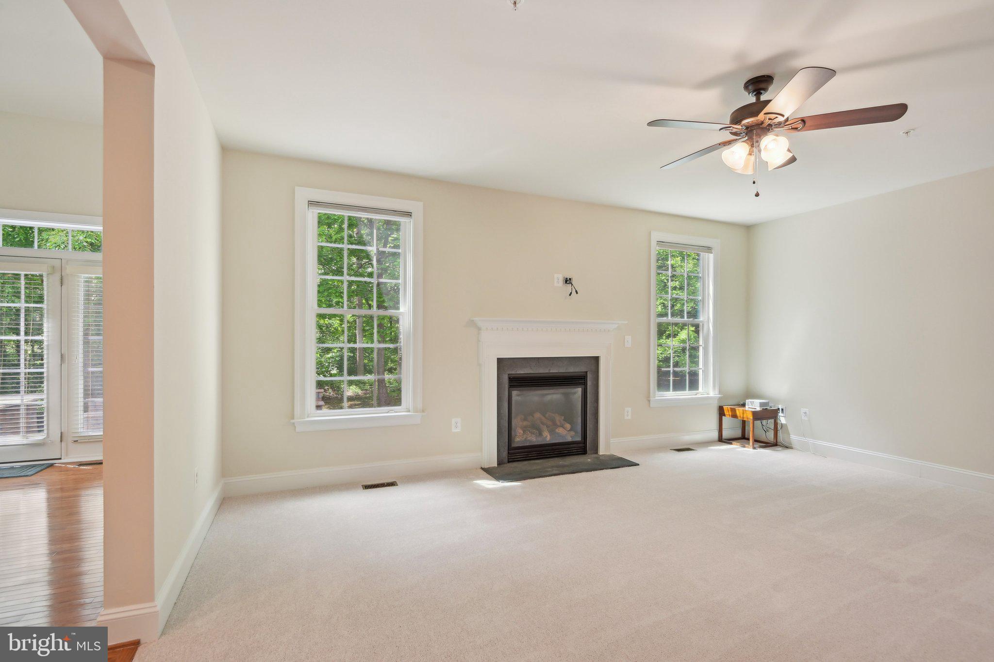 OAK CREEK - Residential