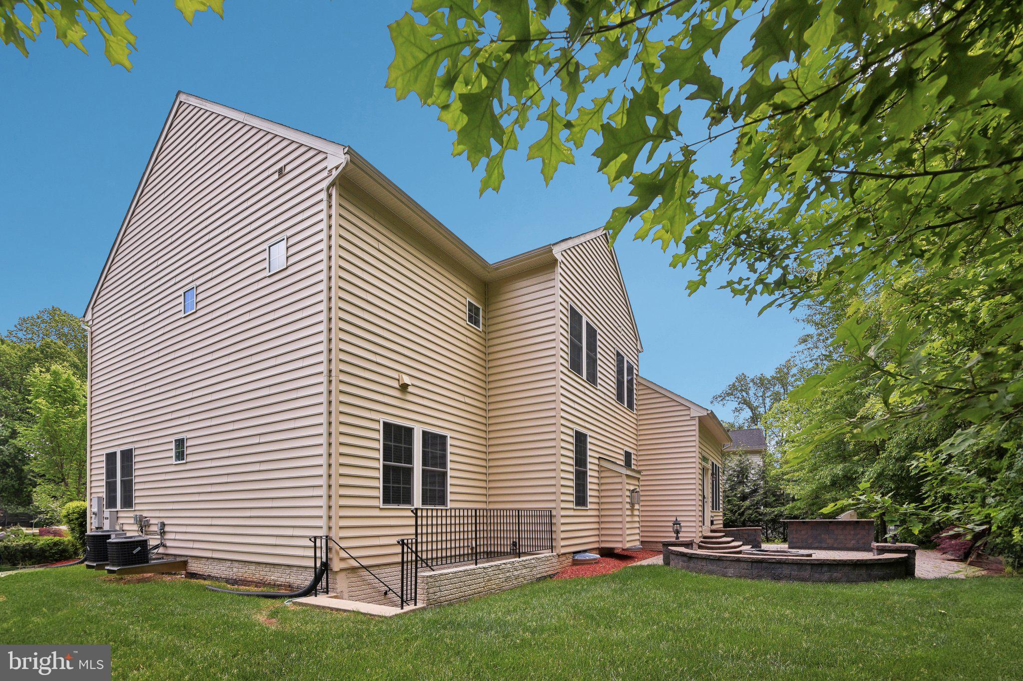 OAK CREEK - Residential