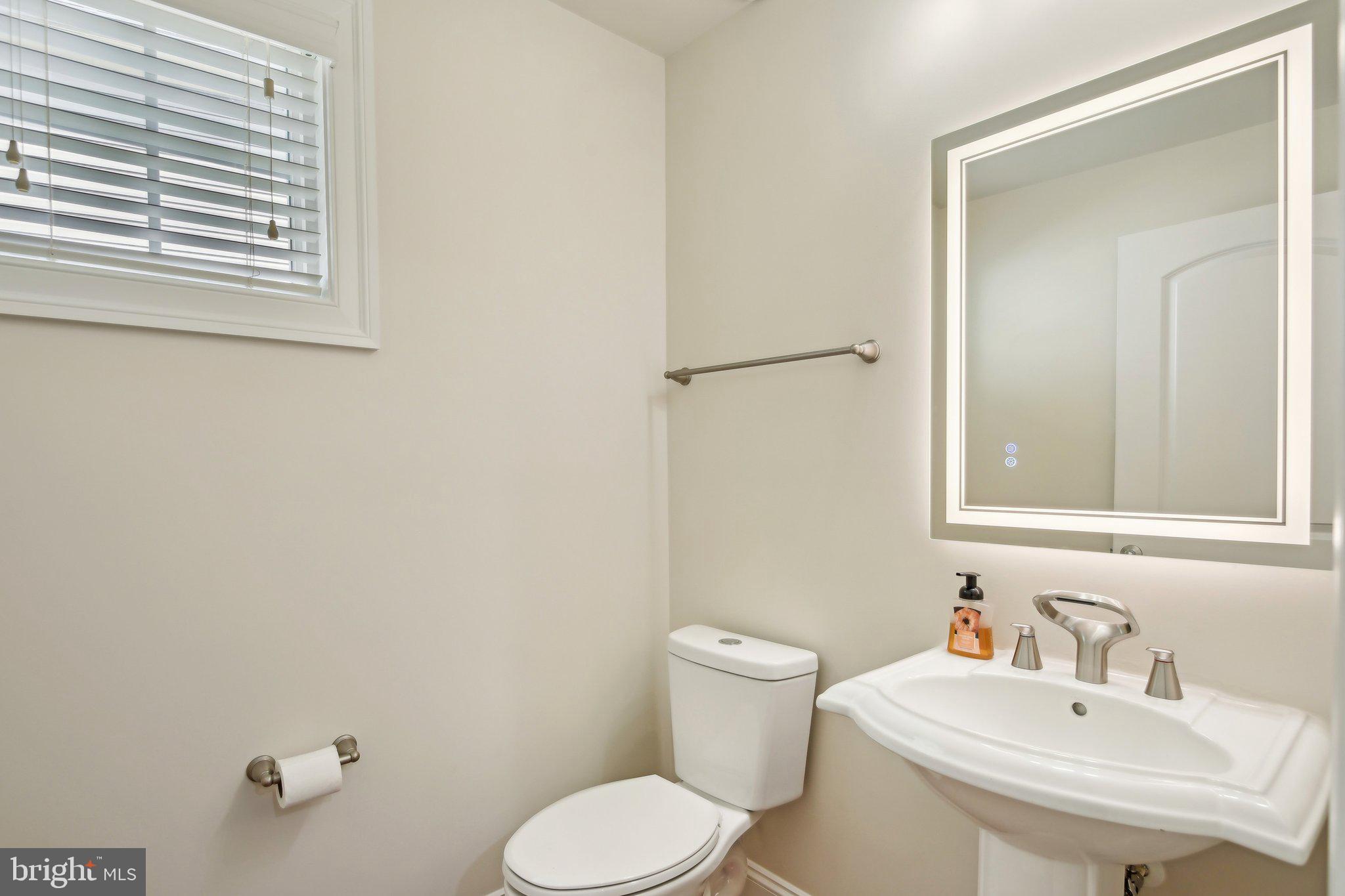 OAK CREEK - Residential