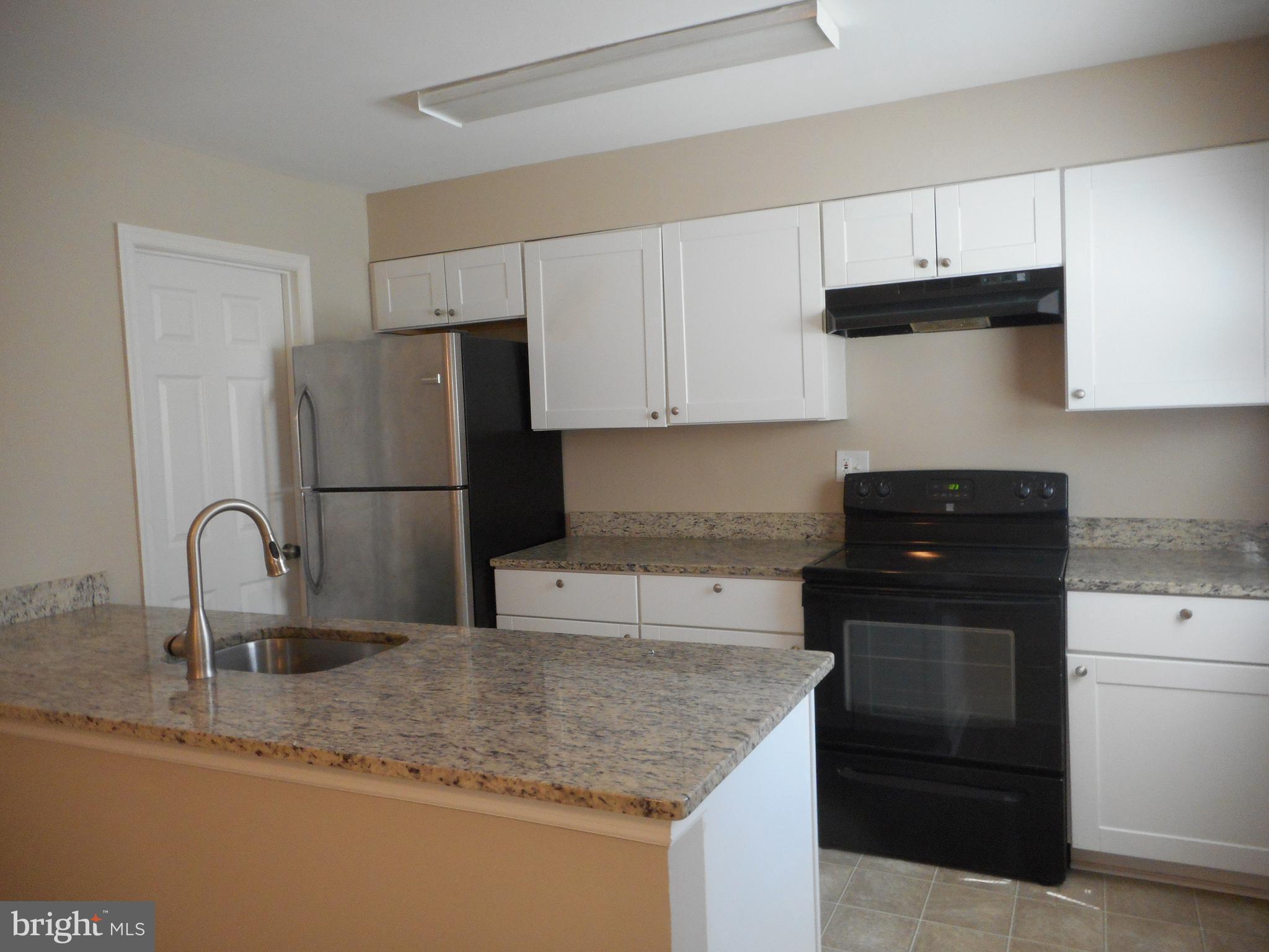 BEECHWOOD SQUARE - Residential