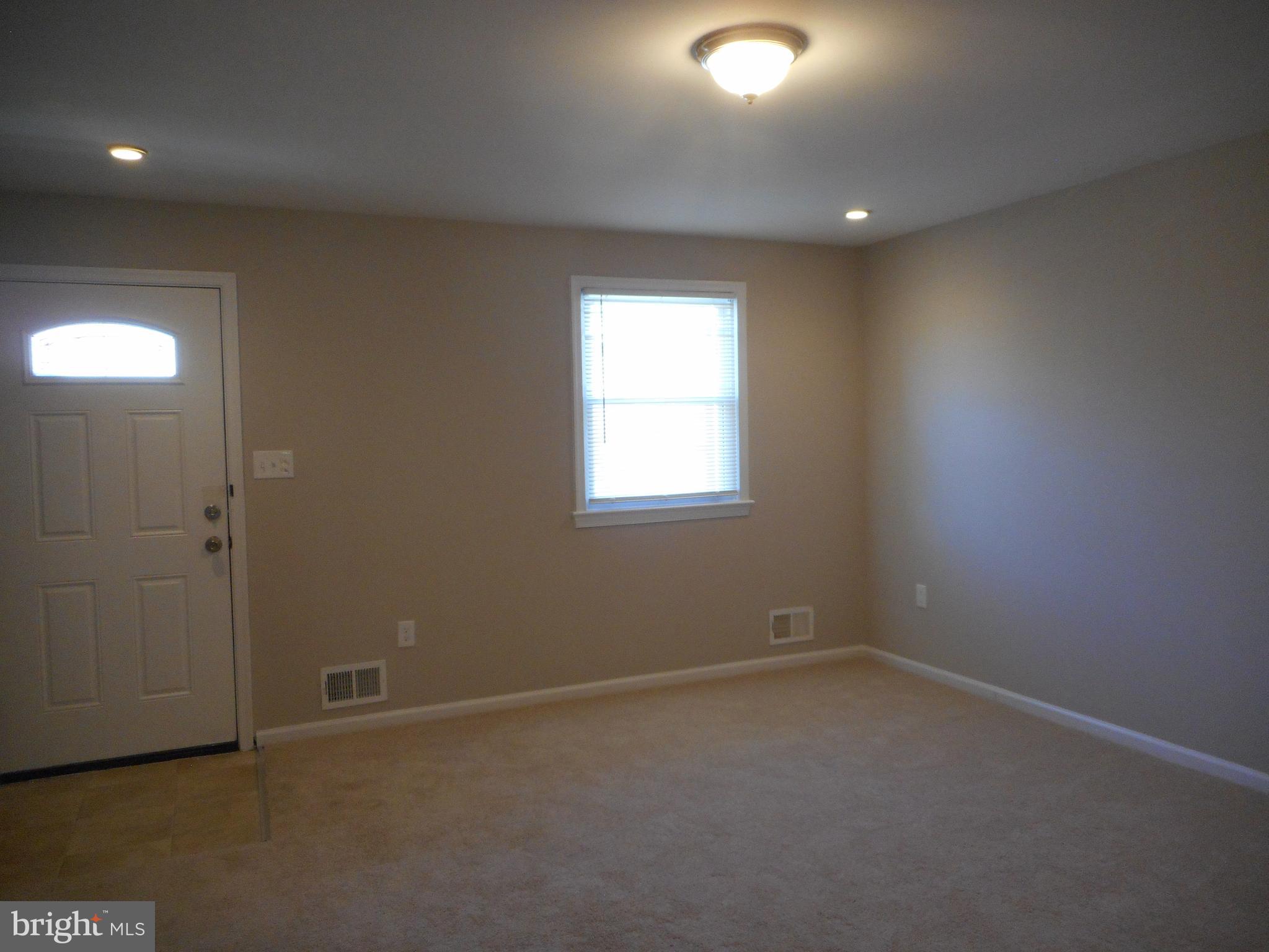 BEECHWOOD SQUARE - Residential