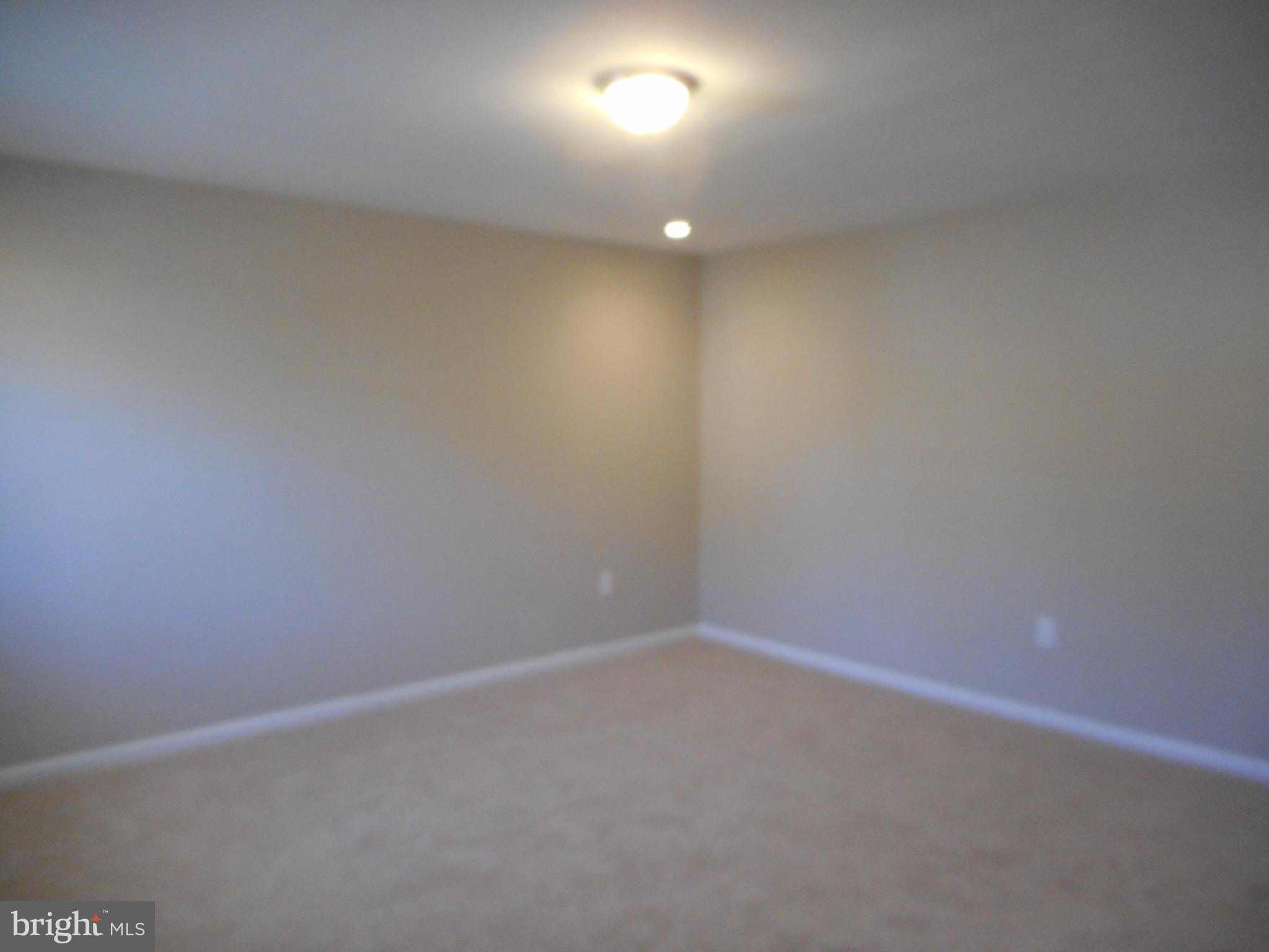 BEECHWOOD SQUARE - Residential