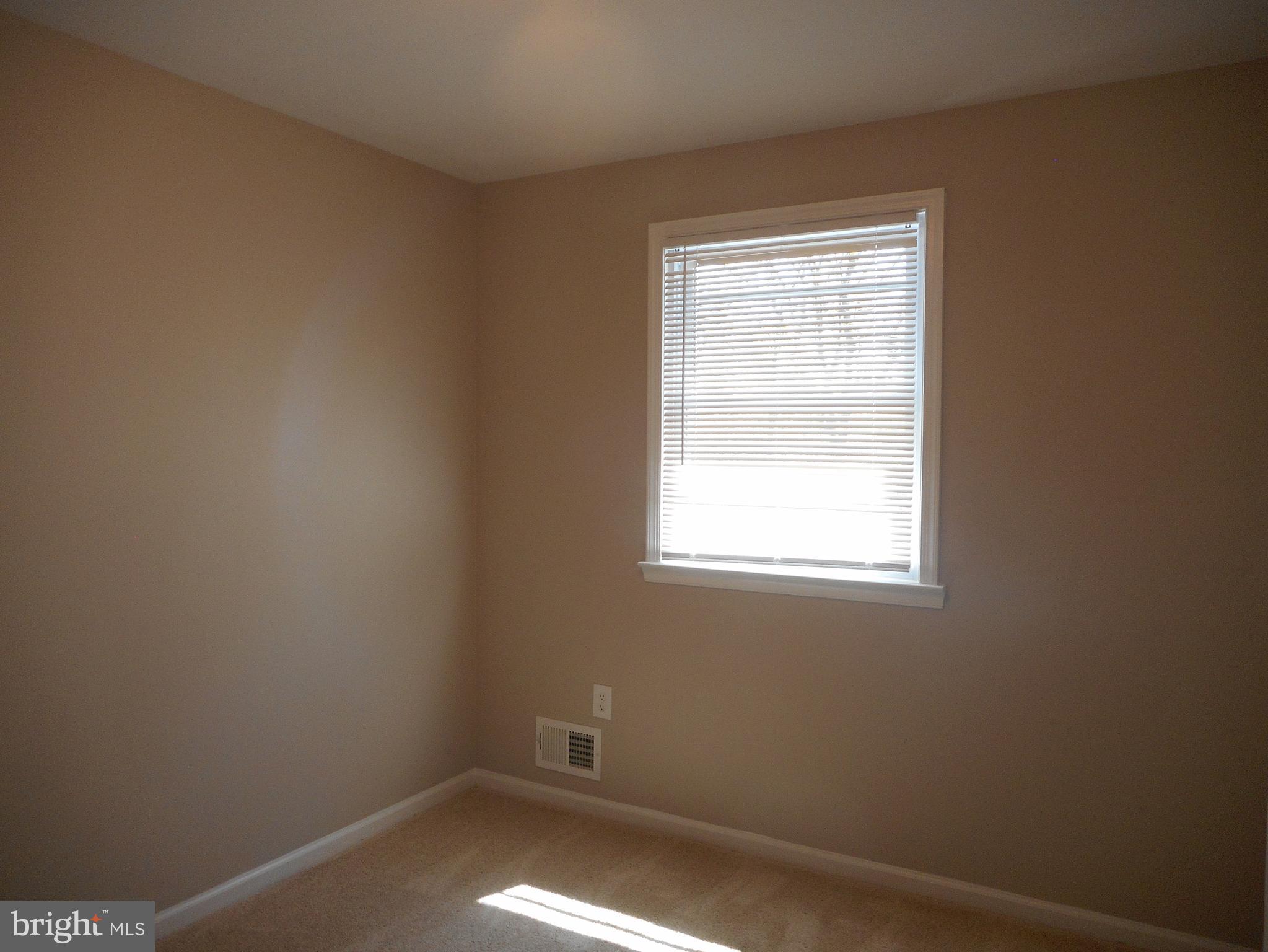 BEECHWOOD SQUARE - Residential