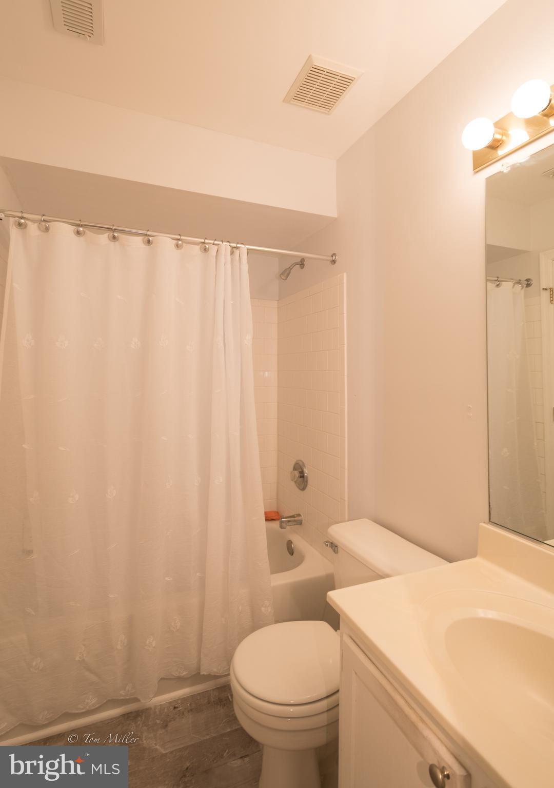 SUMMER WOODS - Residential