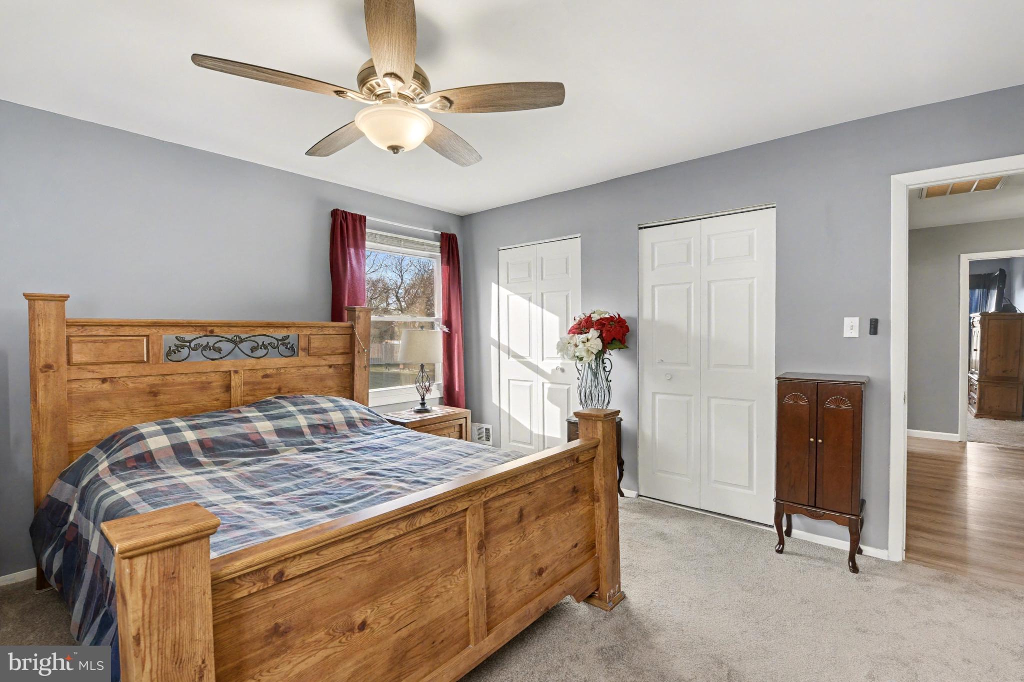 EDGEWATER VILLAGE - Residential