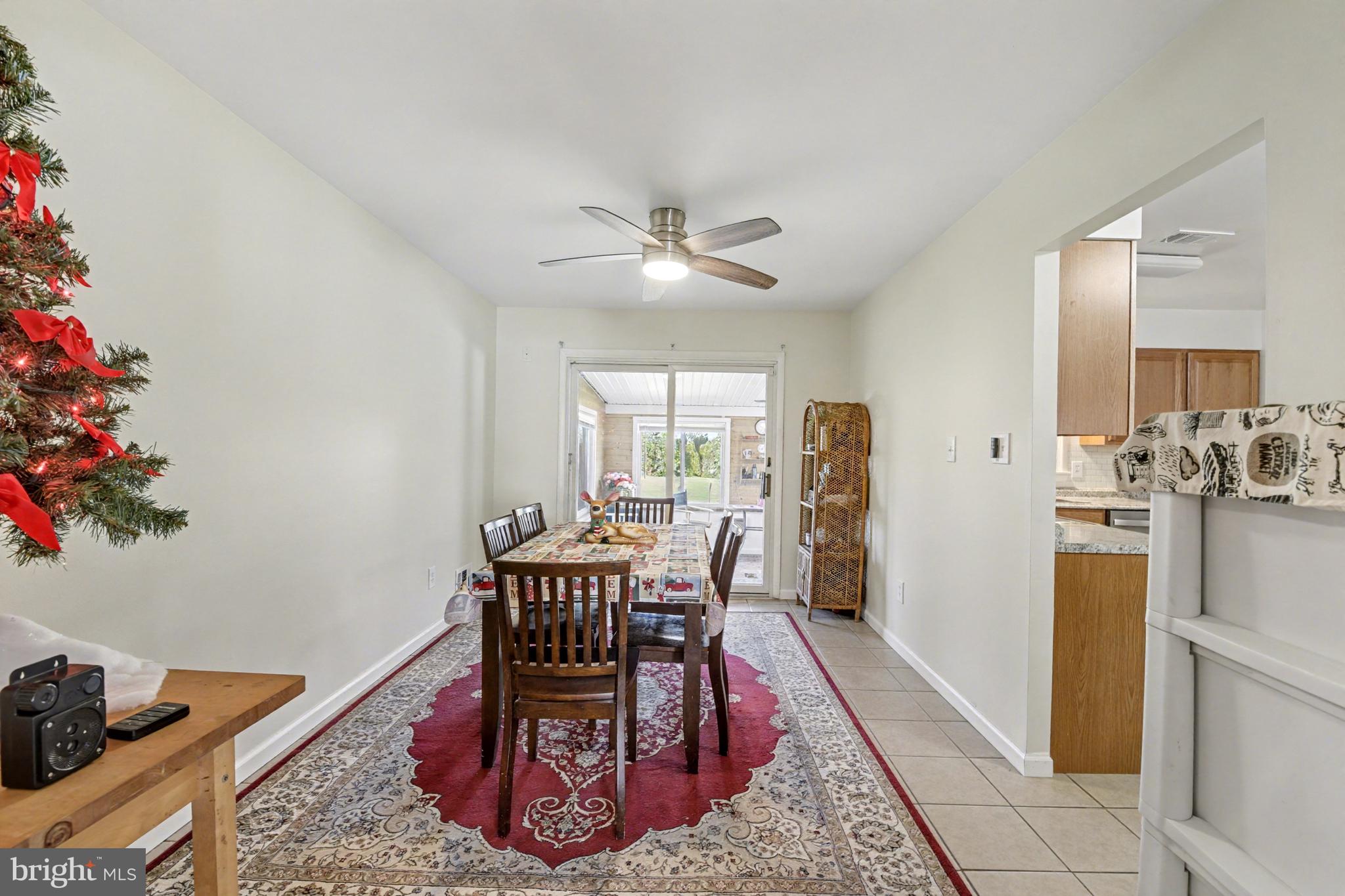 EDGEWATER VILLAGE - Residential