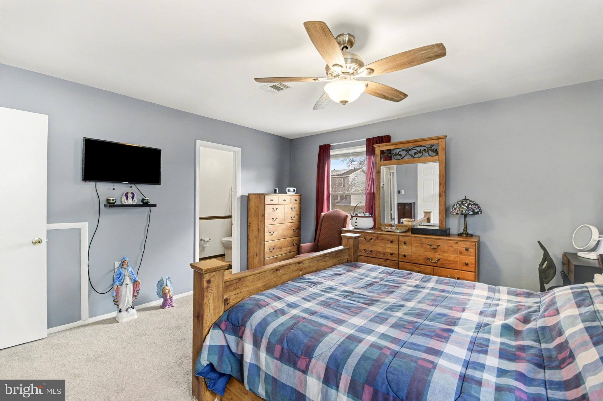 EDGEWATER VILLAGE - Residential