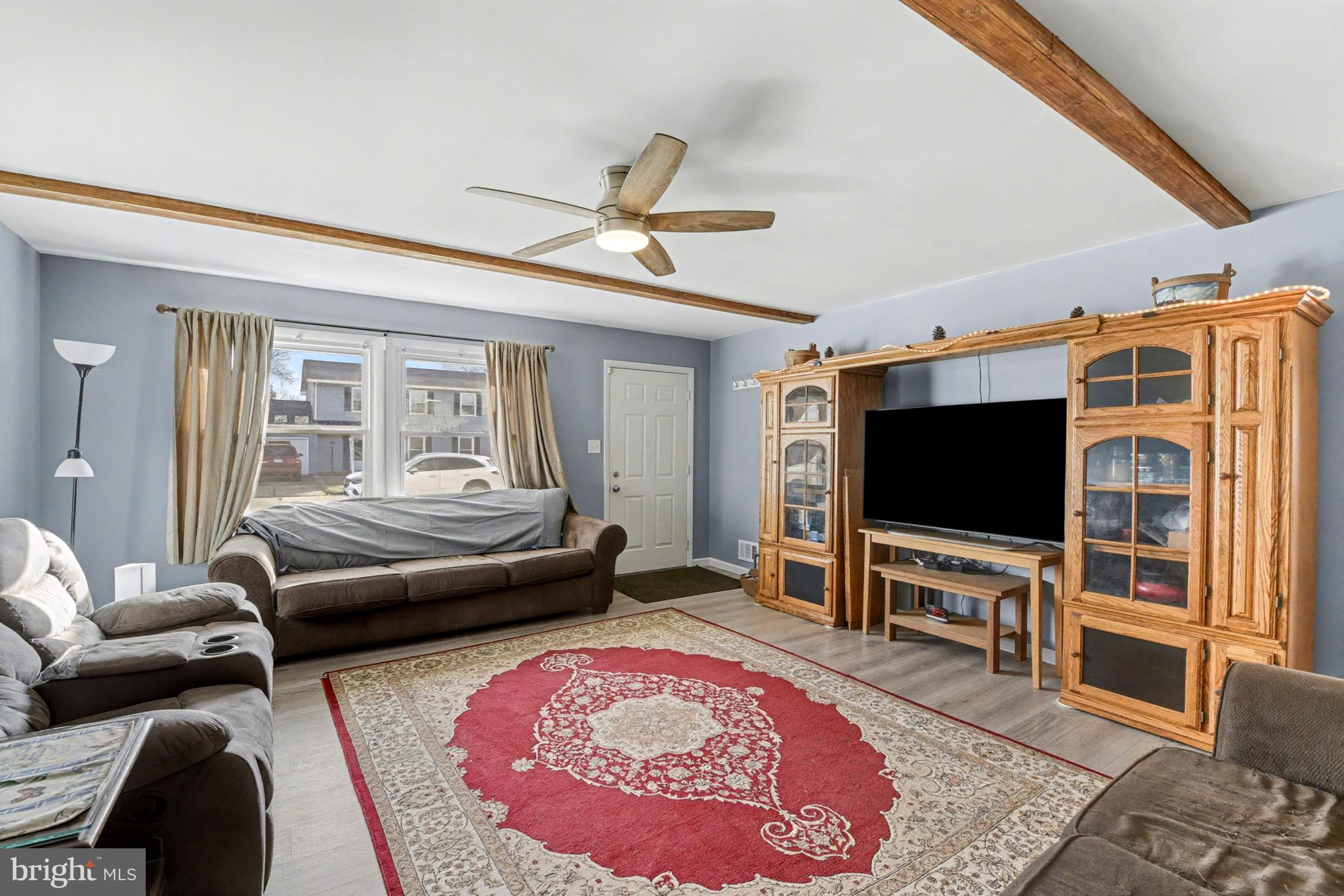 EDGEWATER VILLAGE - Residential