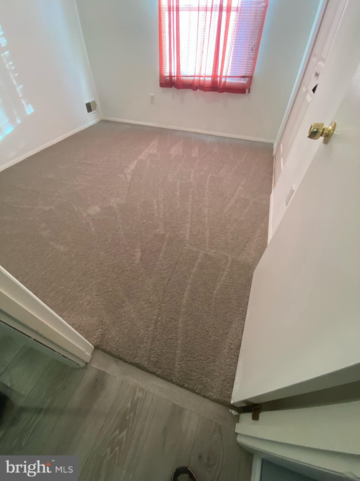 EDGEWATER VILLAGE - Residential