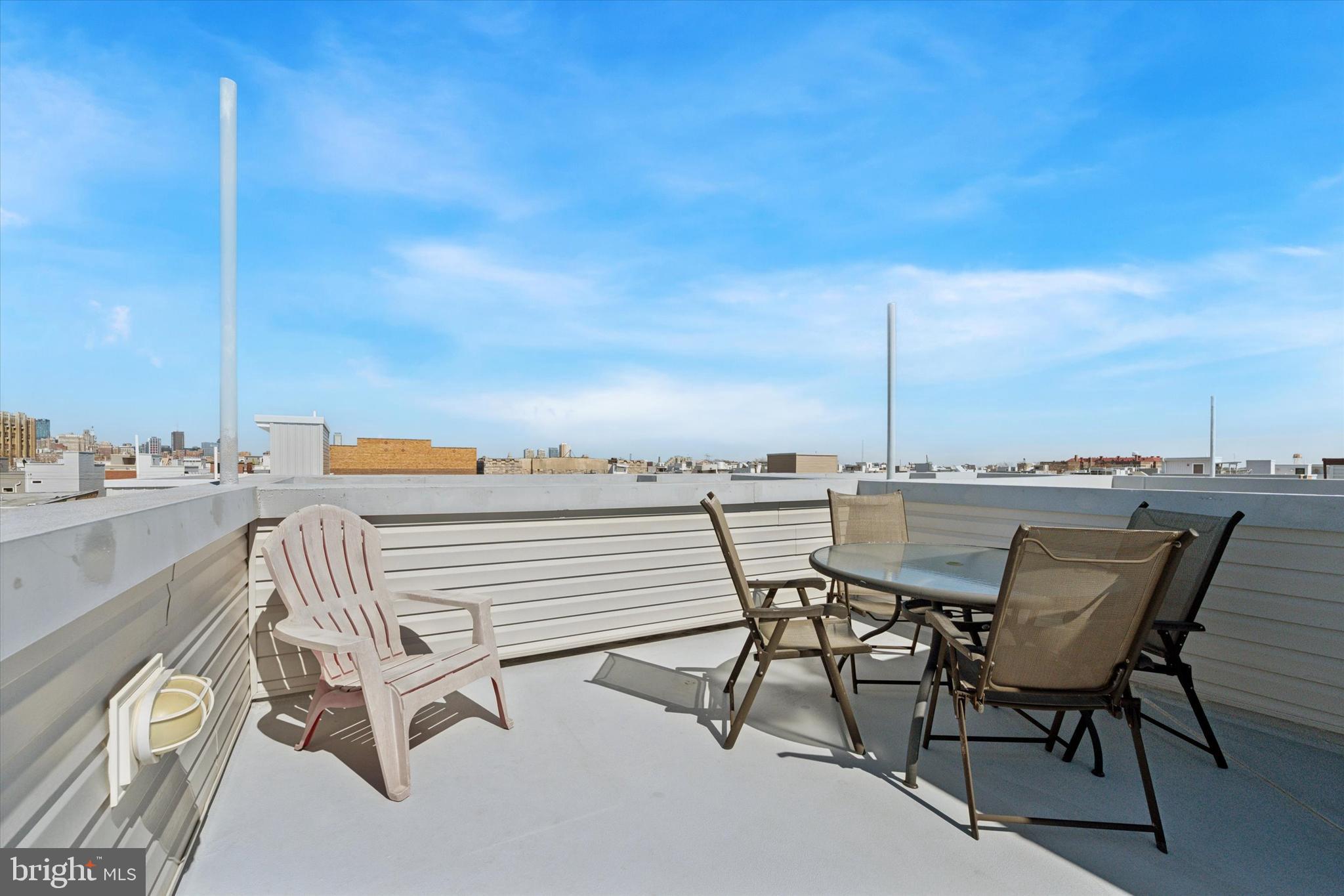 LOWER MOYAMENSING - Residential Lease