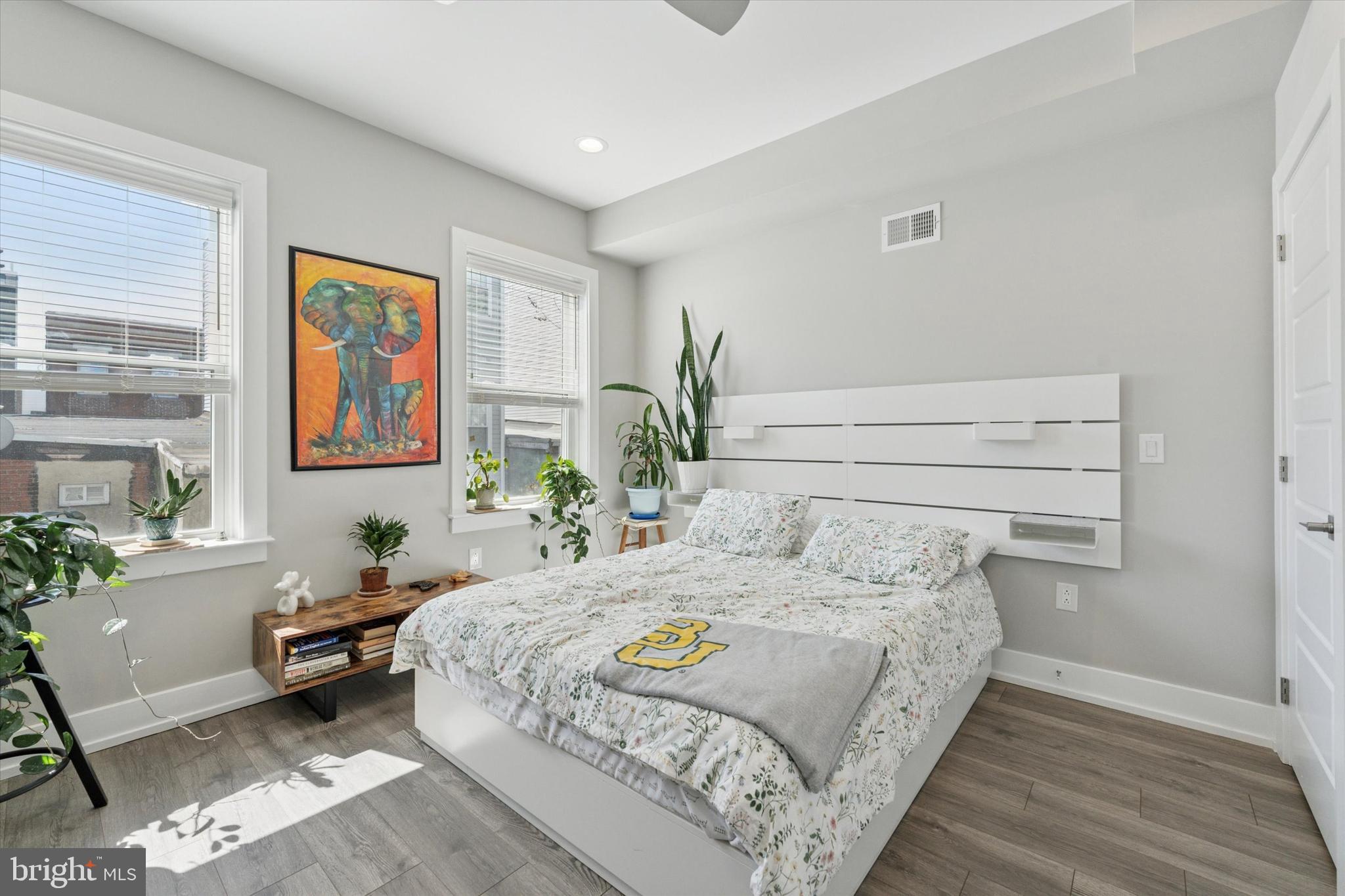 LOWER MOYAMENSING - Residential Lease