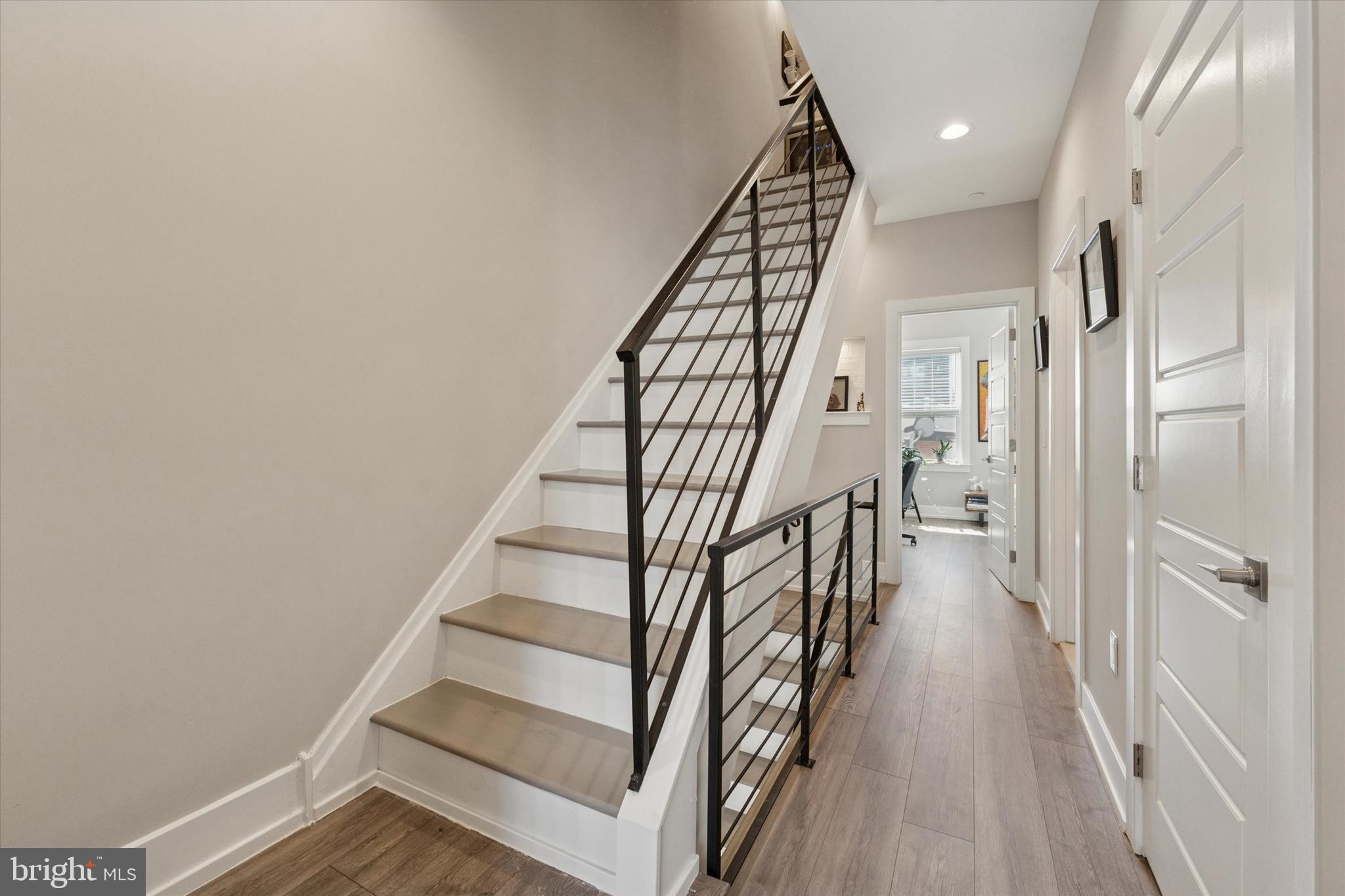 LOWER MOYAMENSING - Residential Lease