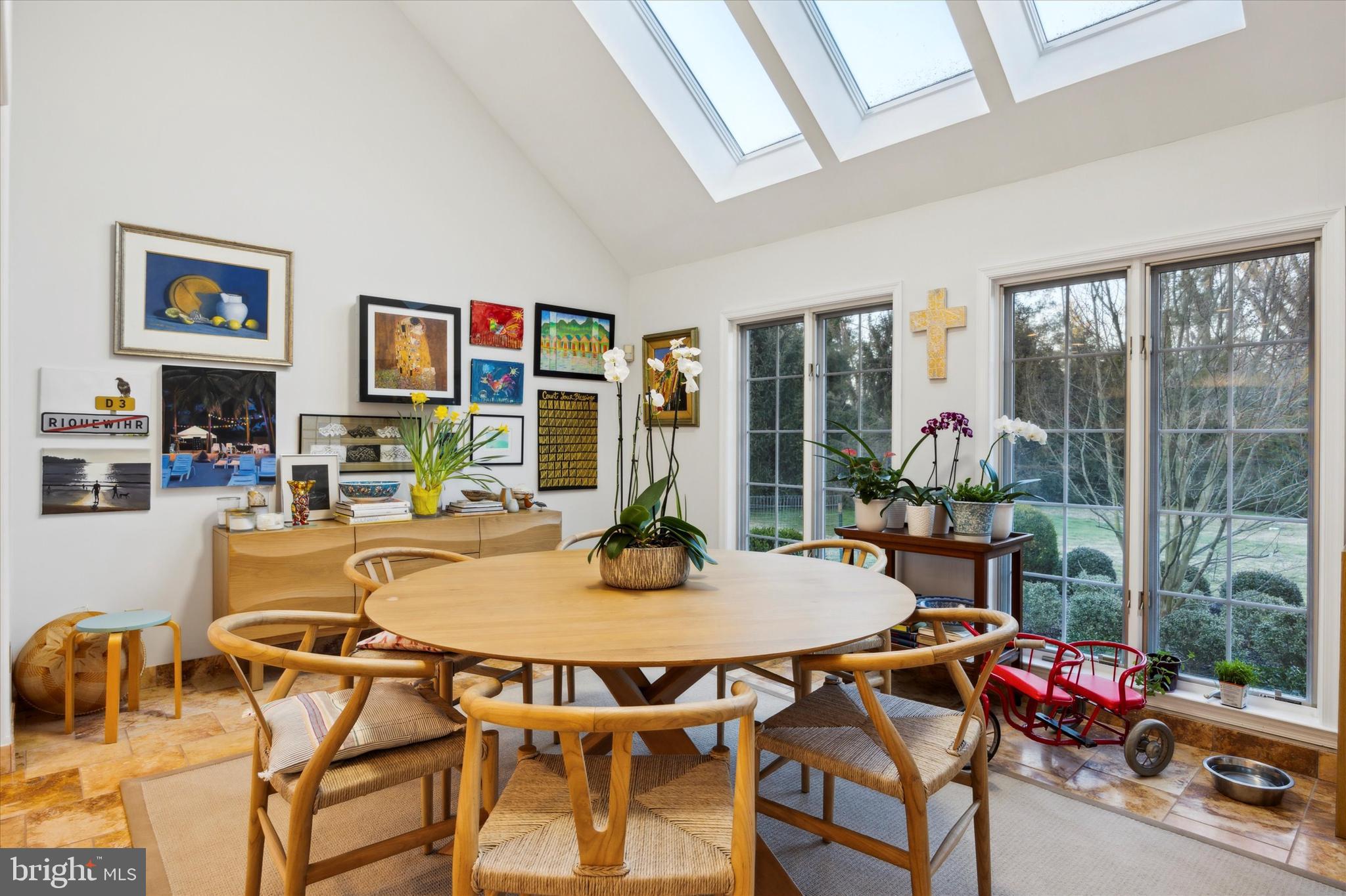 GLADWYNE - Residential