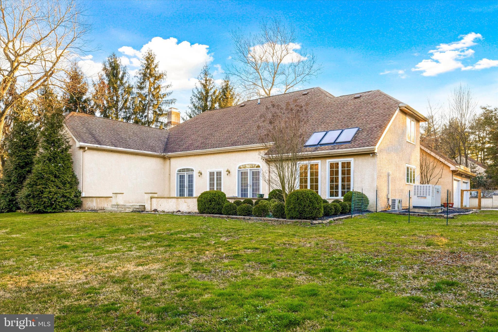 GLADWYNE - Residential