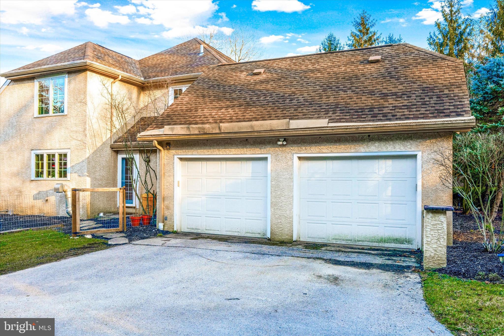 GLADWYNE - Residential