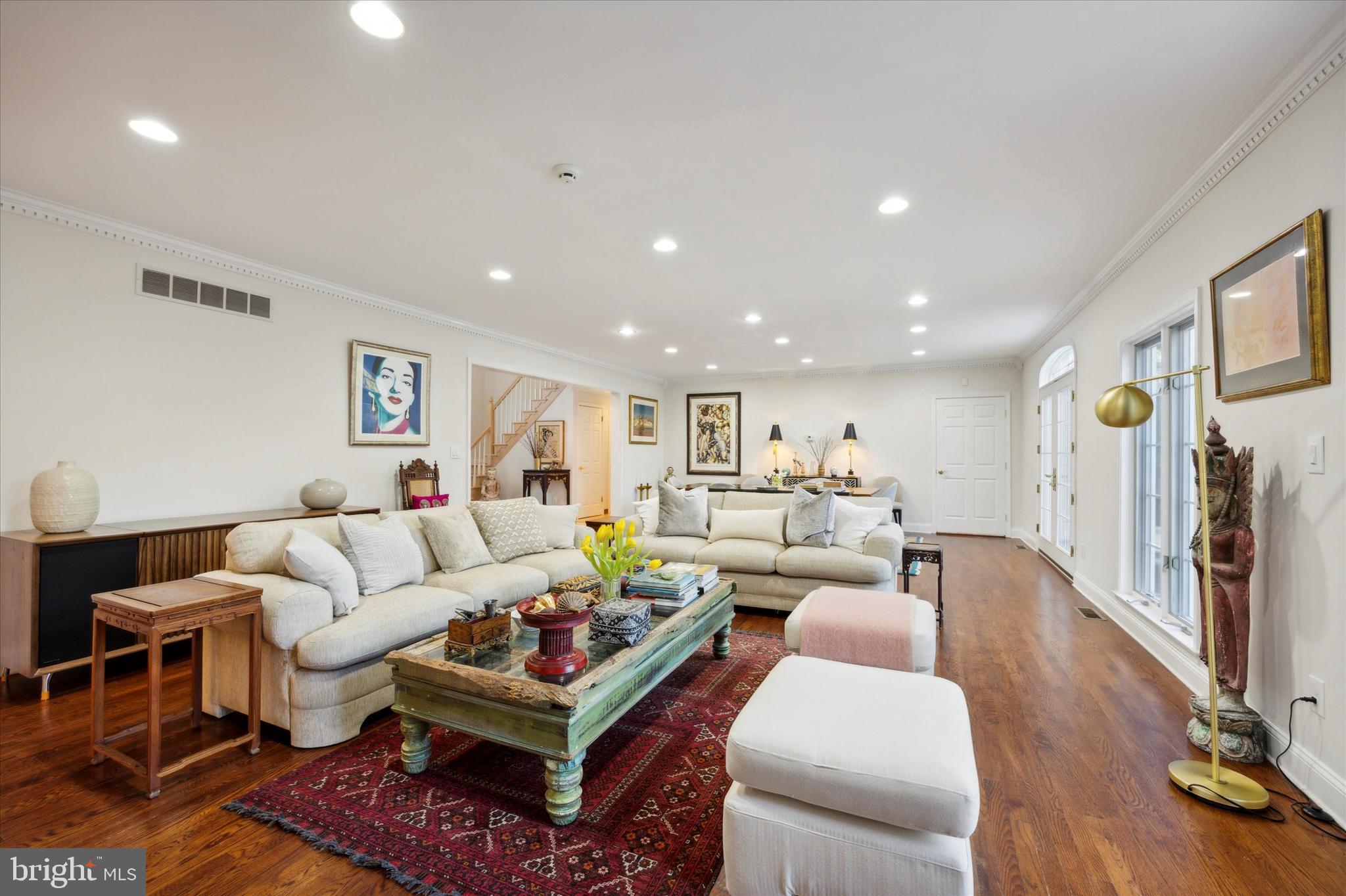 GLADWYNE - Residential