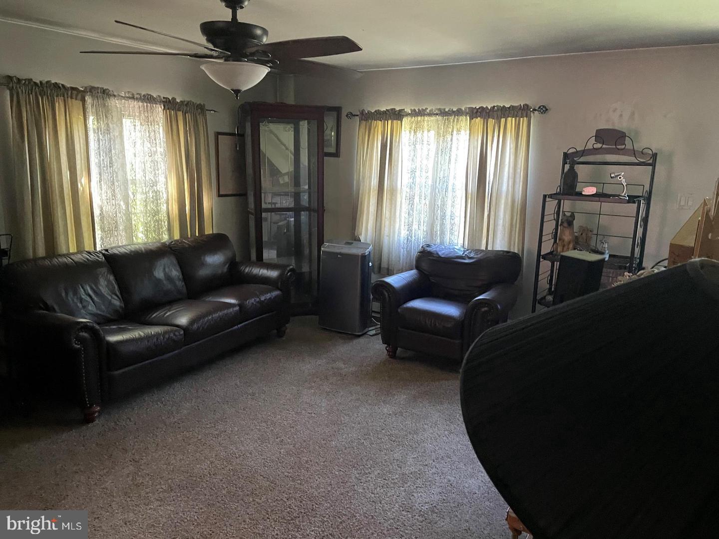 7 N RIDGE ROAD