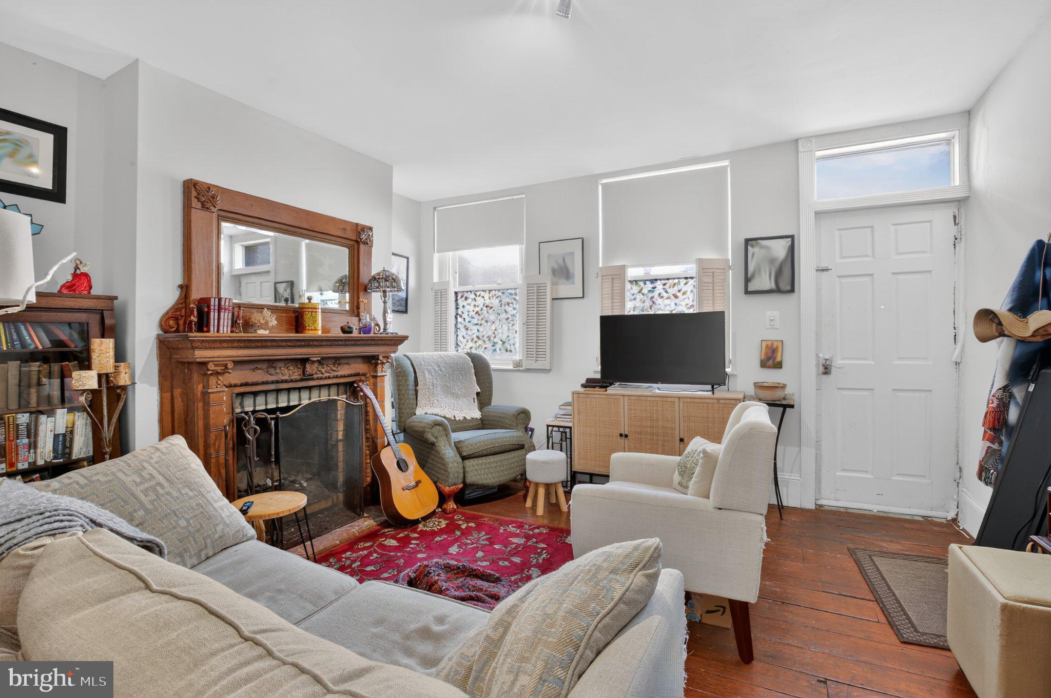 1006 BAINBRIDGE STREET 1