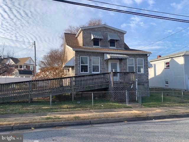 FAIRLAWN - Residential