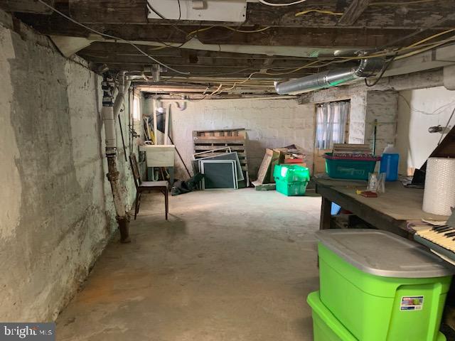 FAIRLAWN - Residential