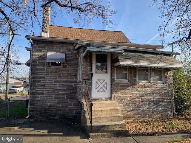 FAIRLAWN - Residential