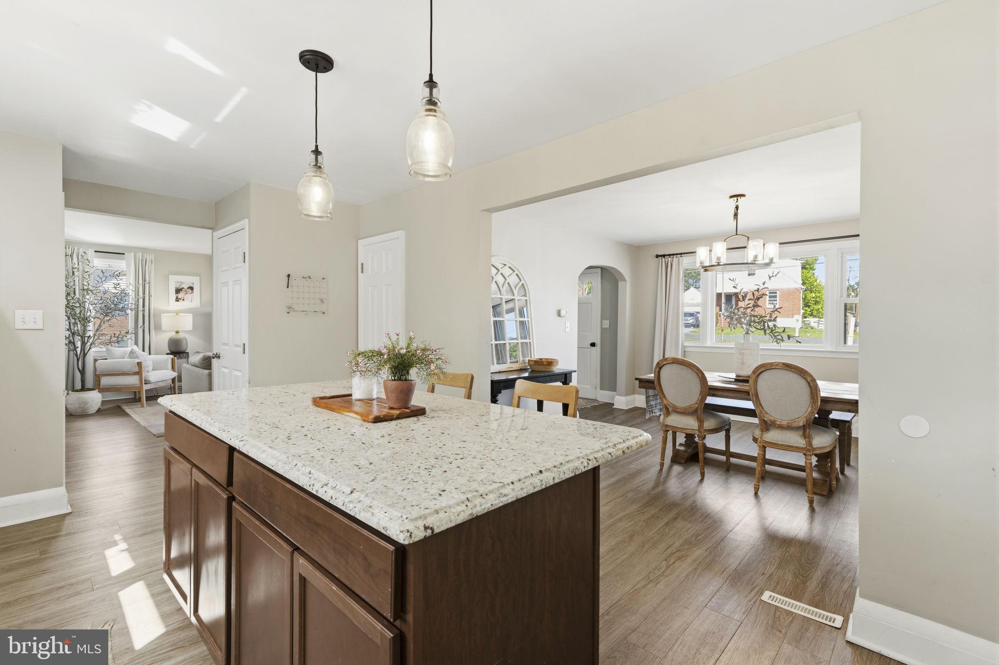 ROSEDALE - Residential