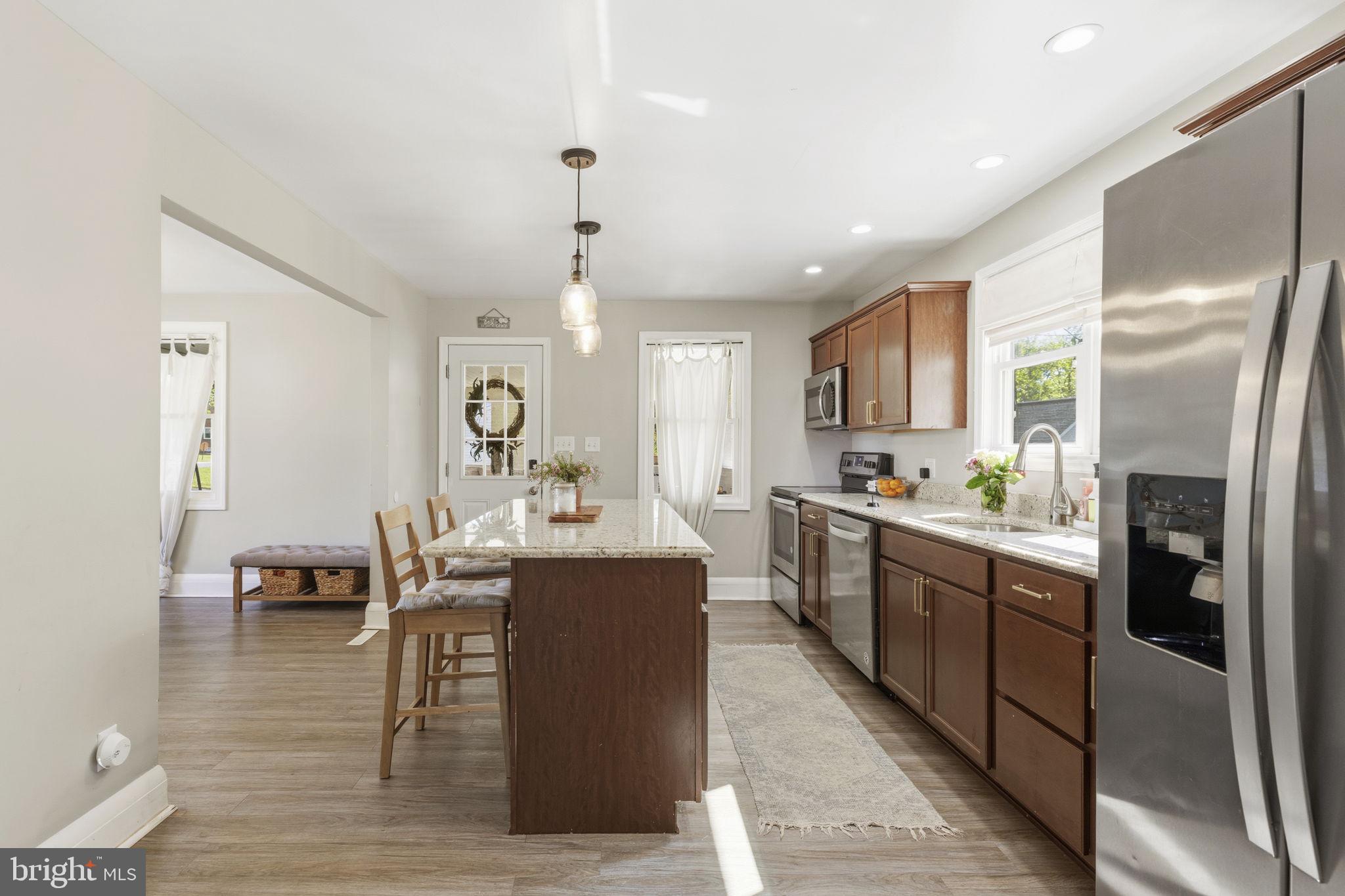 ROSEDALE - Residential
